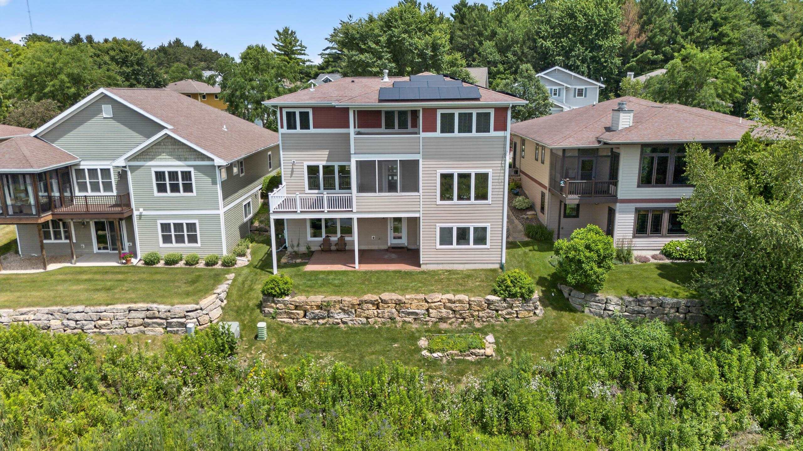 818 Pine Hill Drive