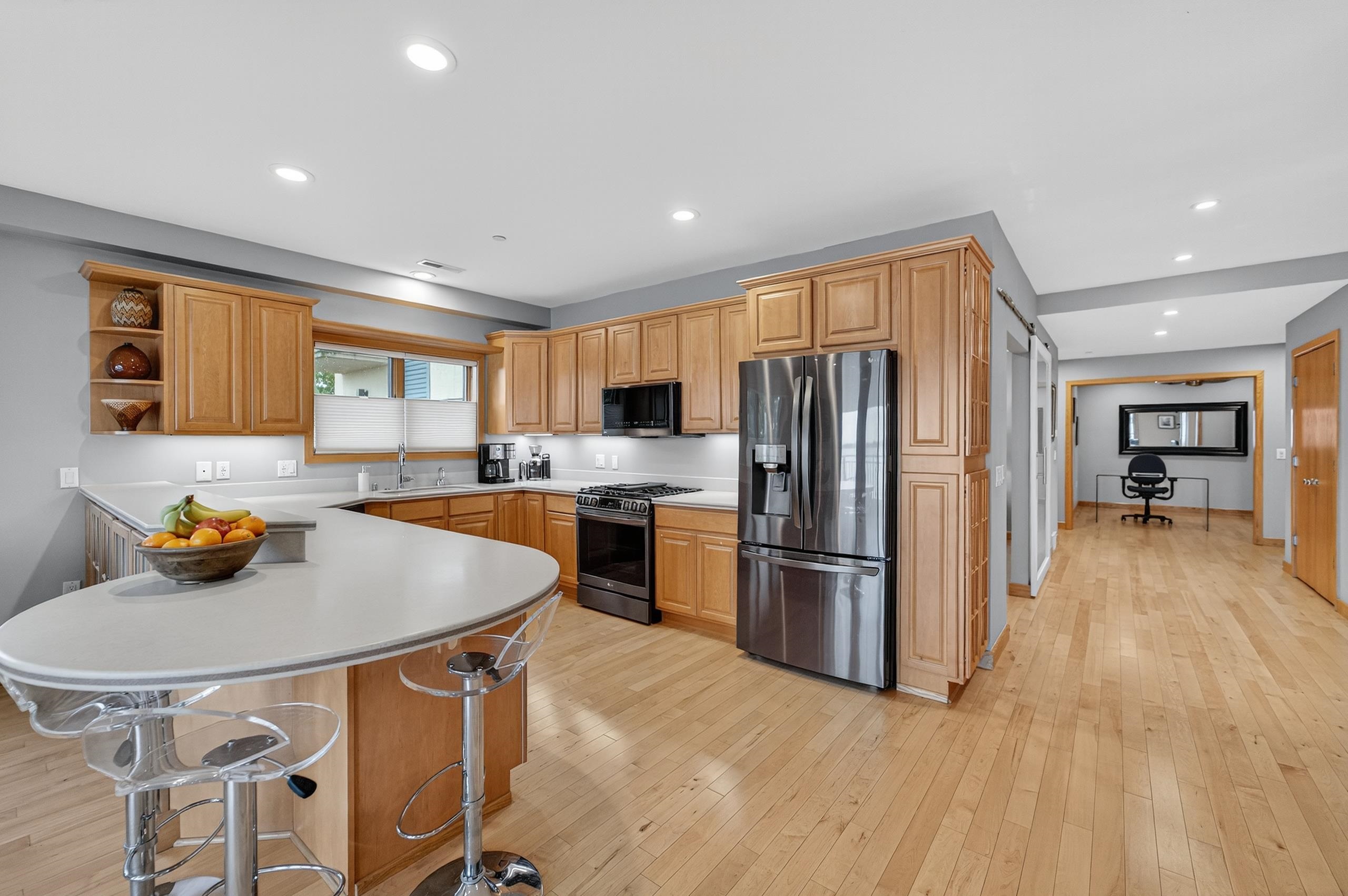 4101 Monona Drive 302