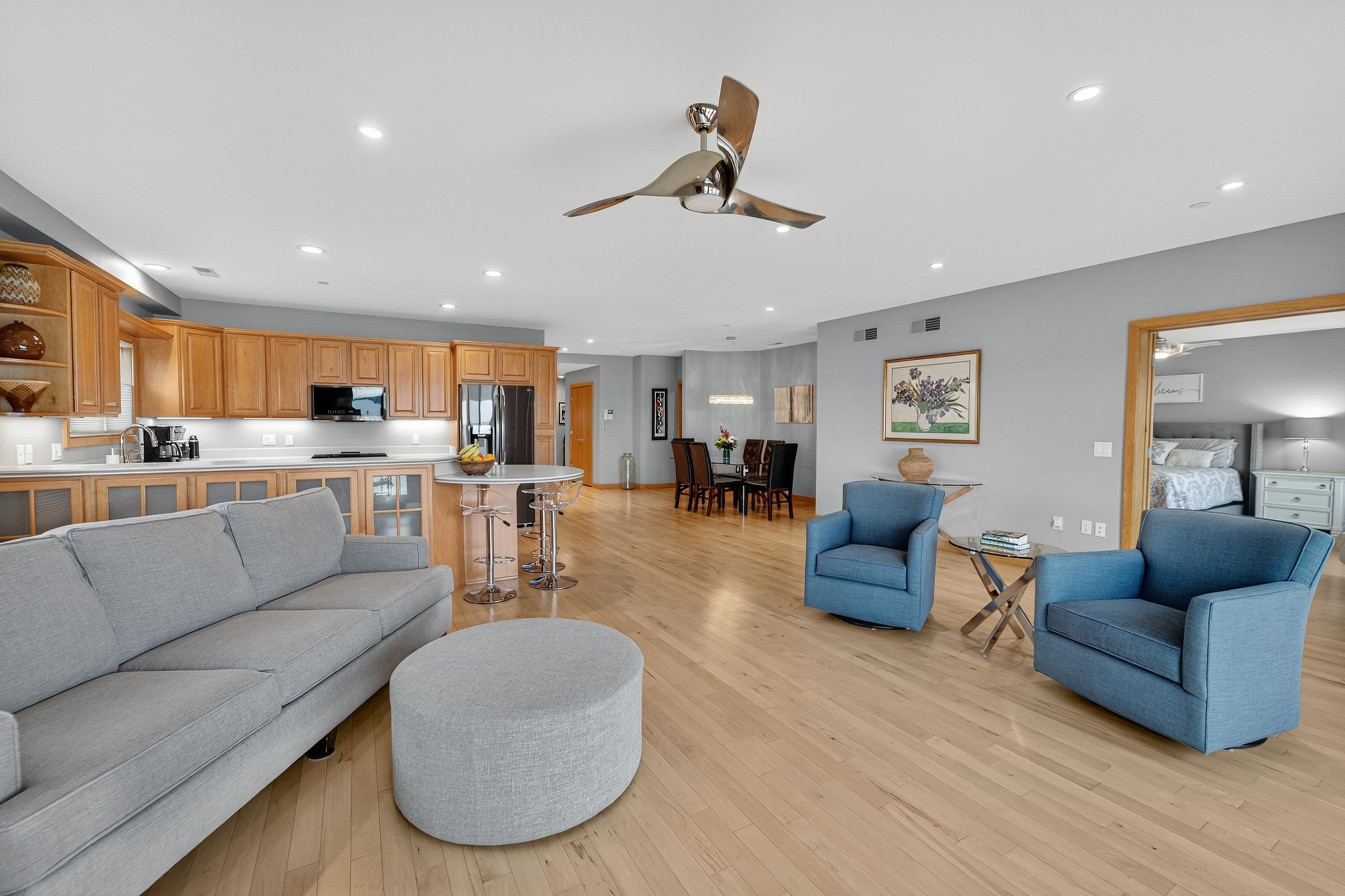 4101 Monona Drive 302