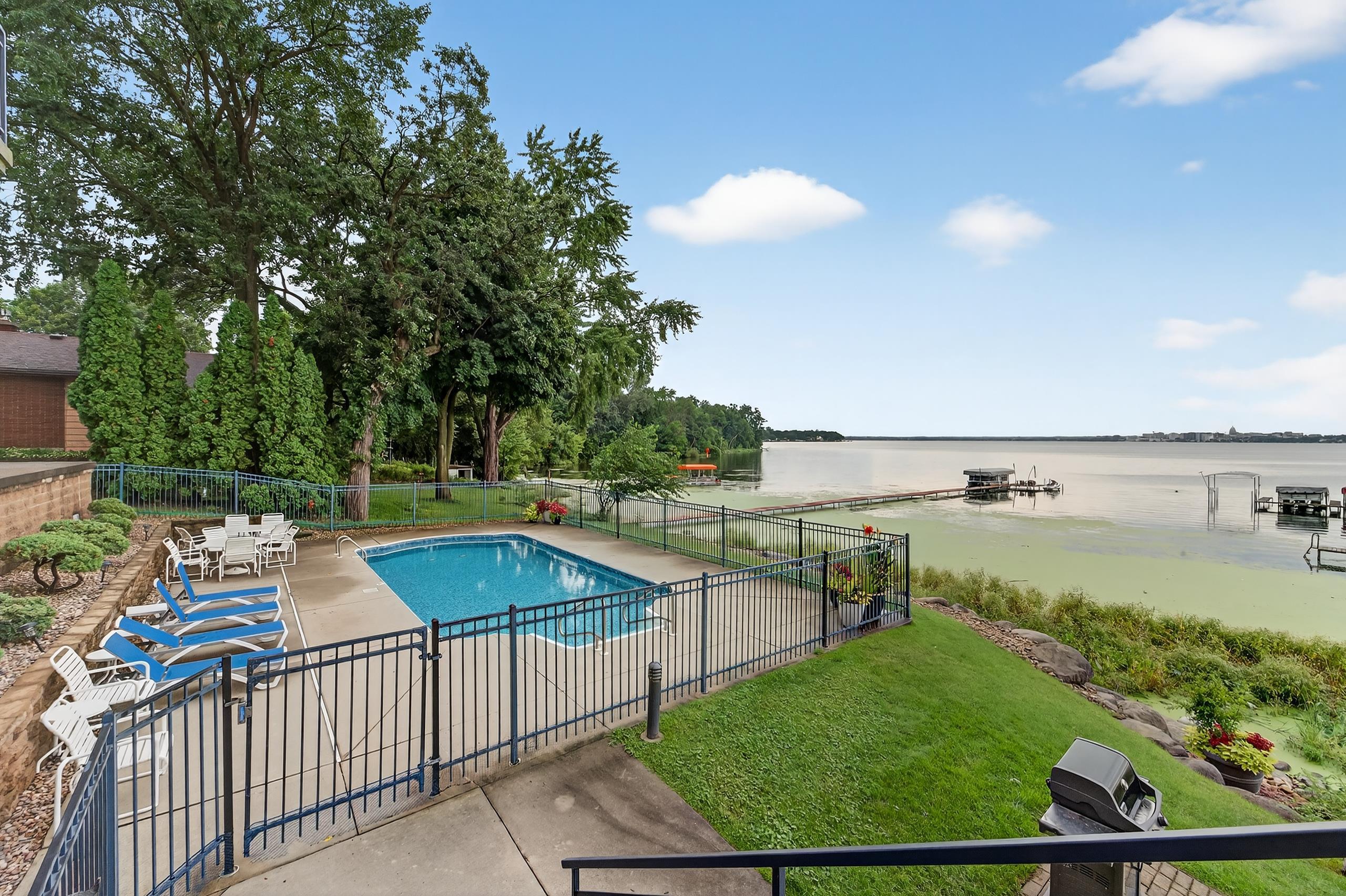 4101 Monona Drive 302