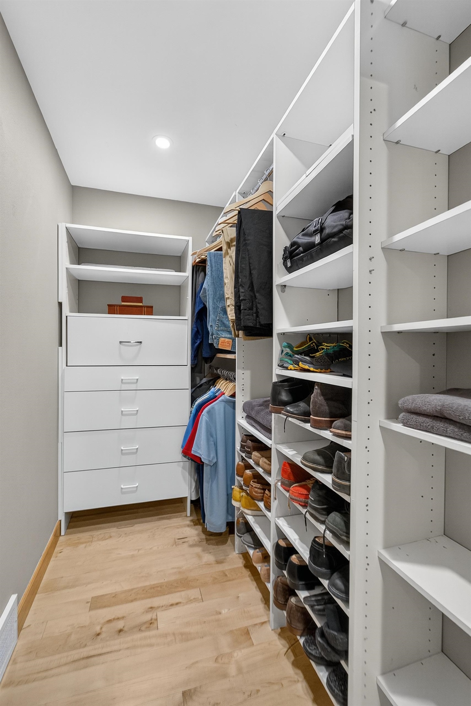 4101 Monona Drive 302