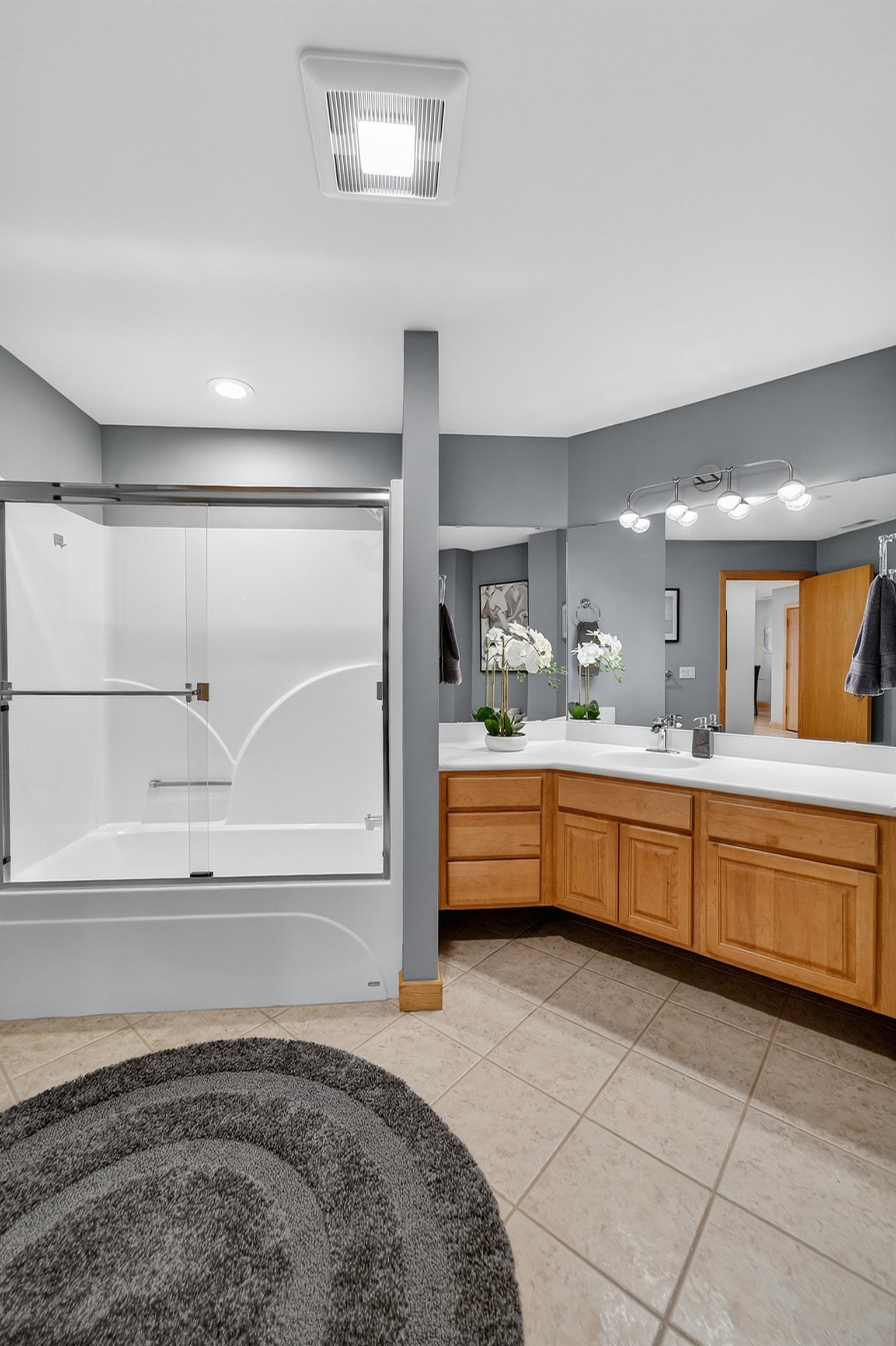 4101 Monona Drive 302