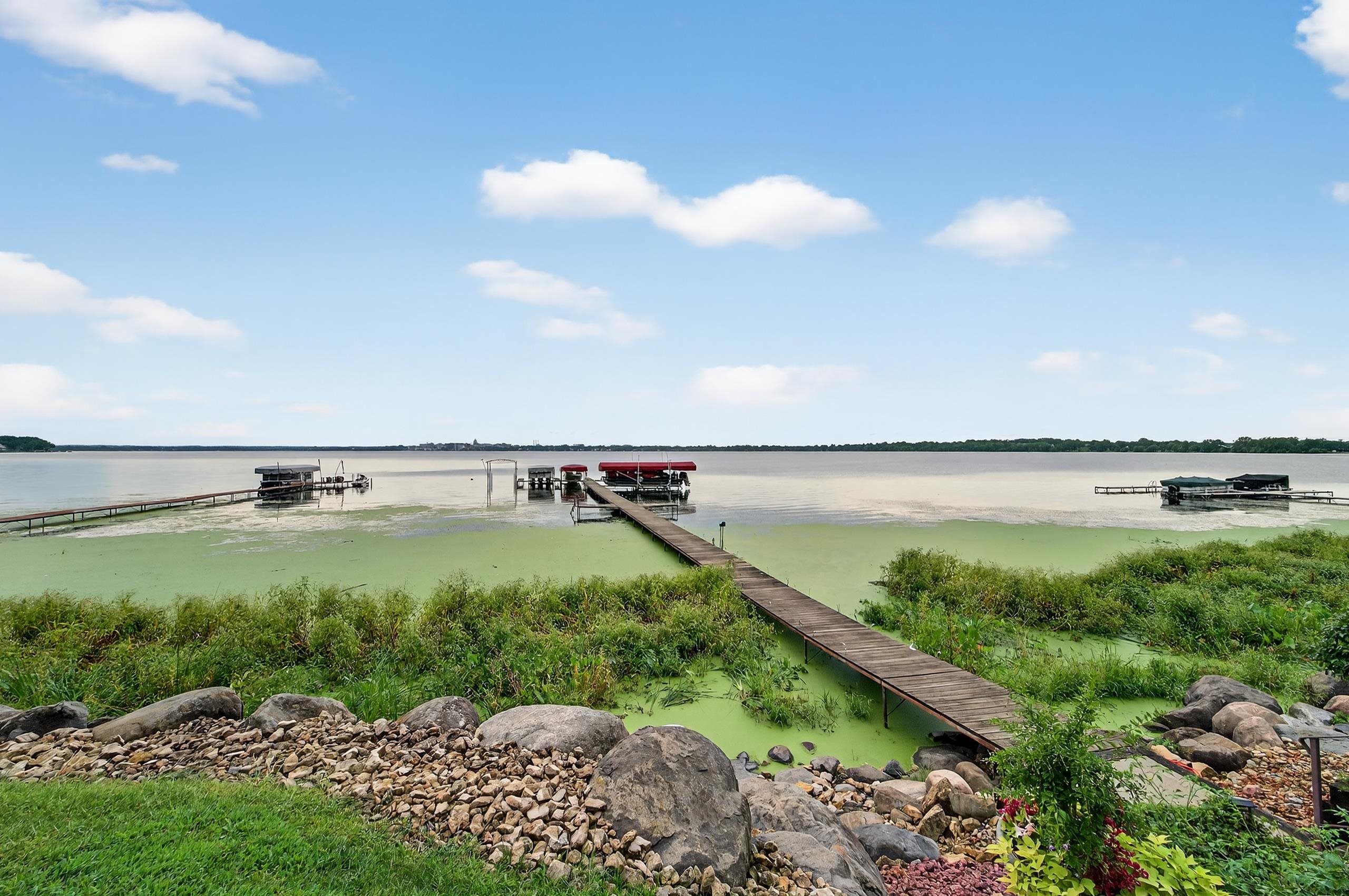 4101 Monona Drive 302