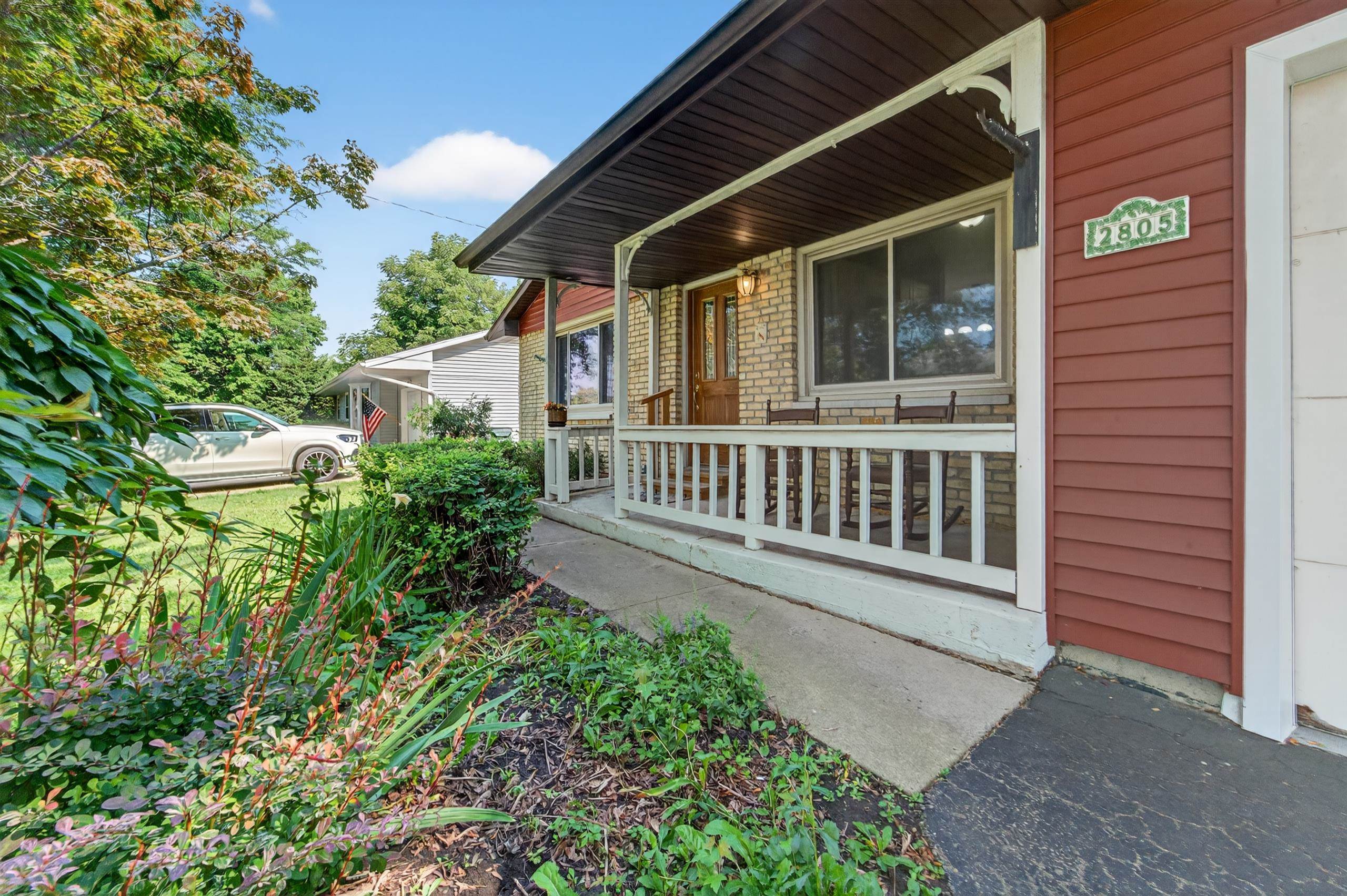 2805 Independence Lane