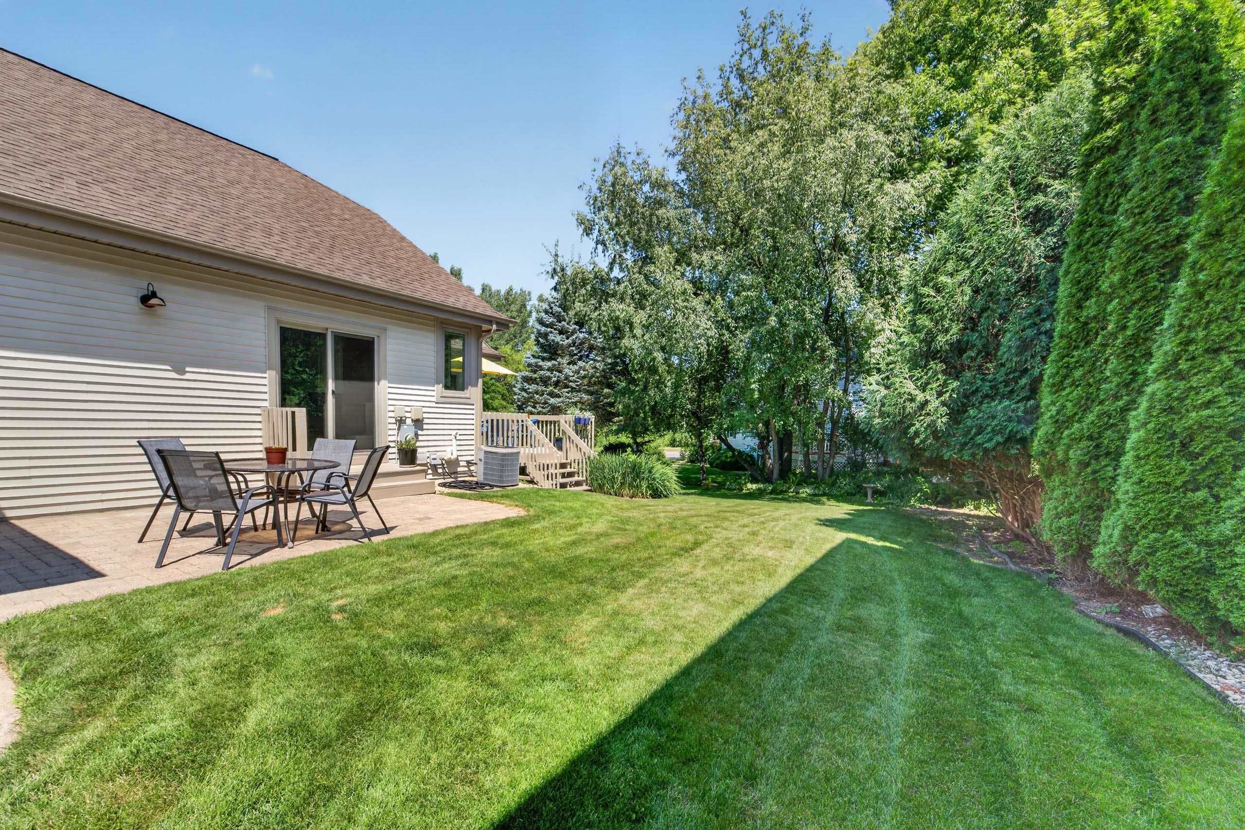 1158 Bluebird Trail