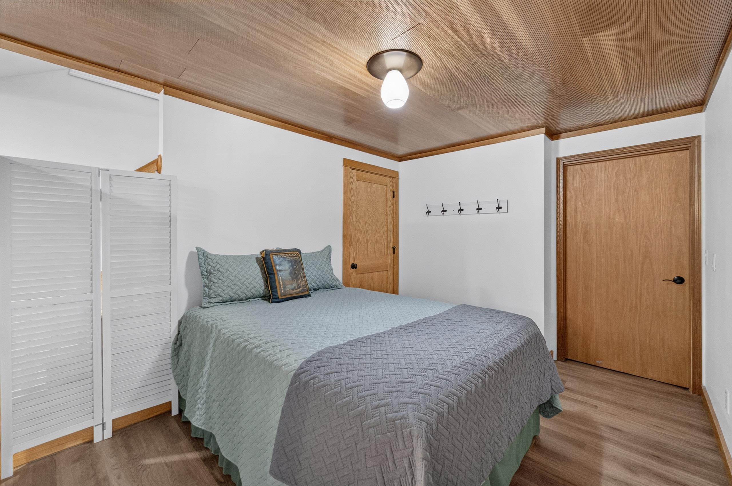 1158 Bluebird Trail