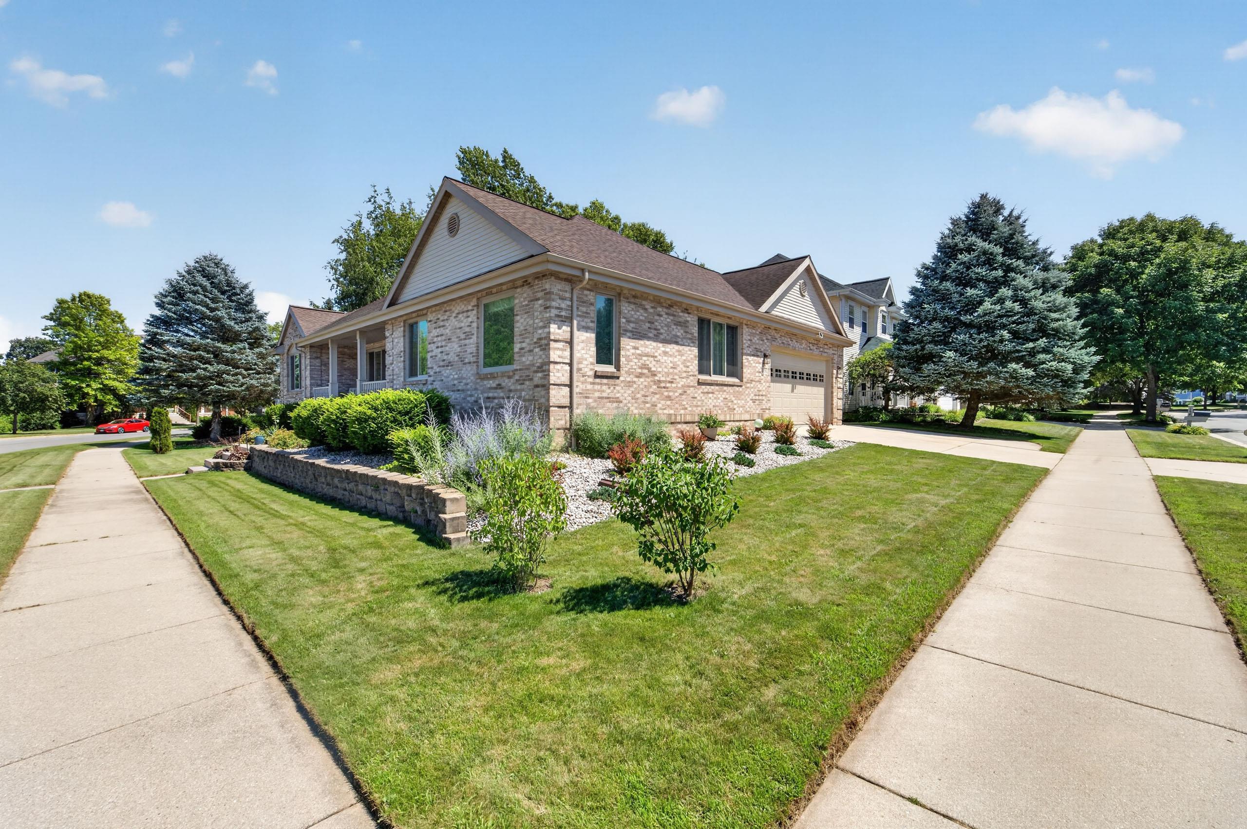1158 Bluebird Trail