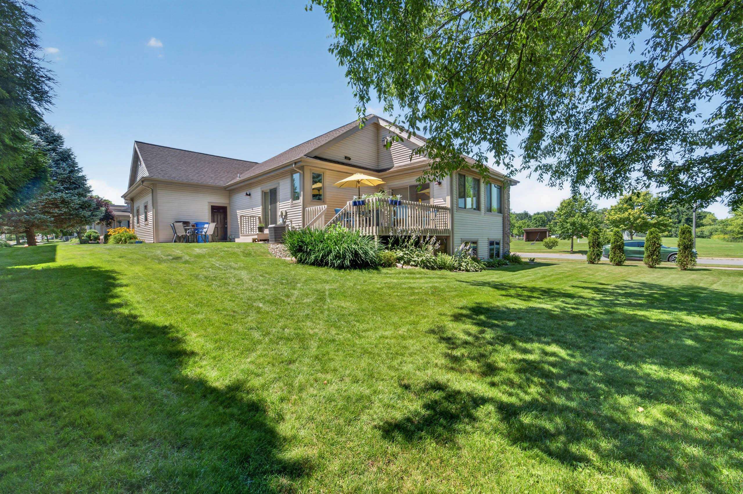 1158 Bluebird Trail