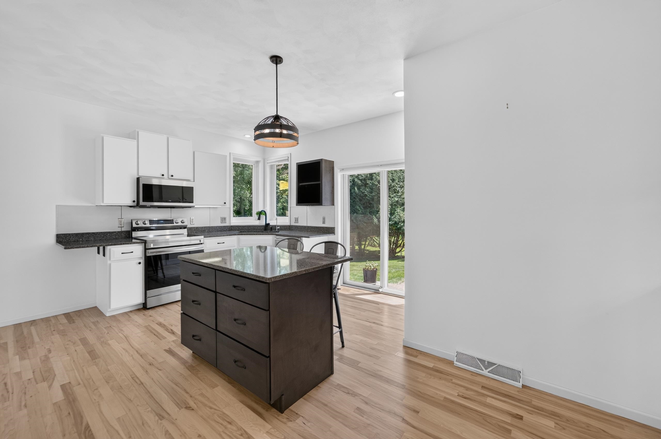 1158 Bluebird Trail