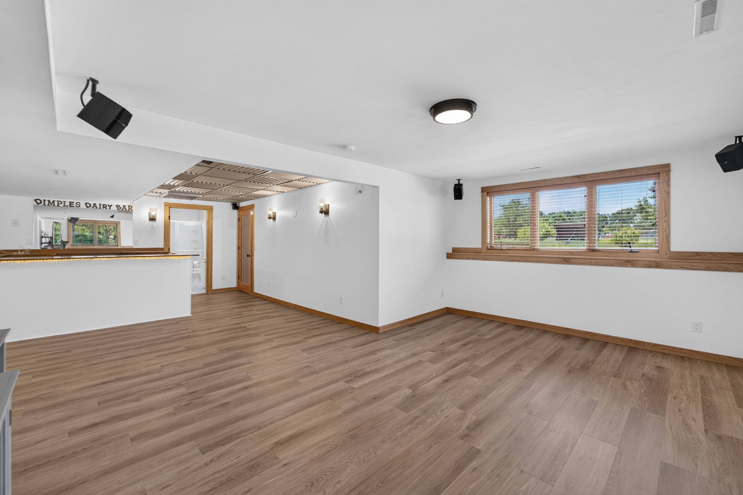 1158 Bluebird Trail