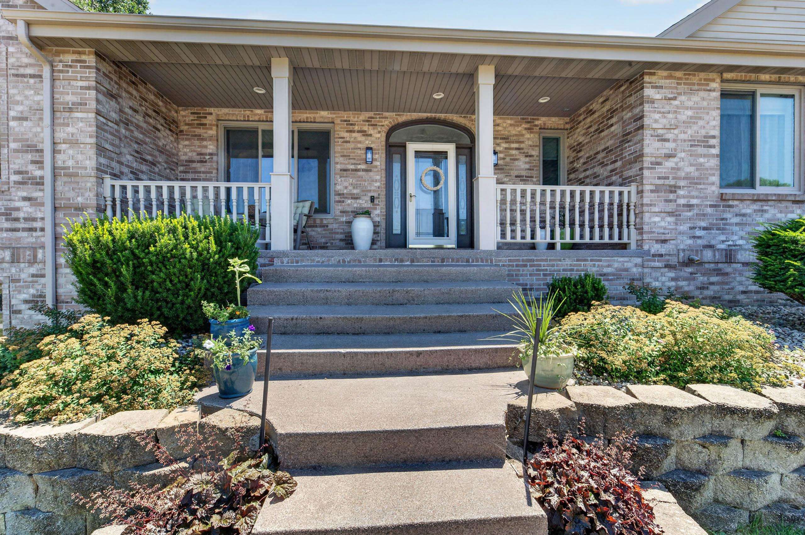 1158 Bluebird Trail