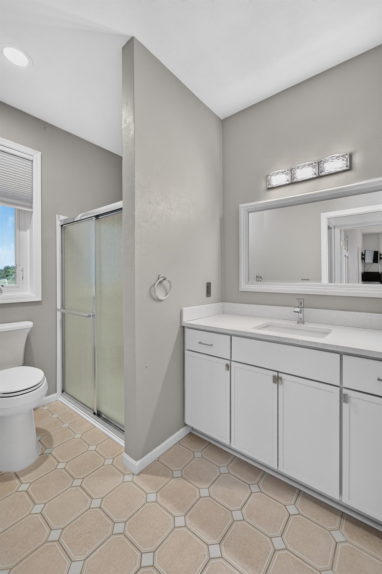 1158 Bluebird Trail
