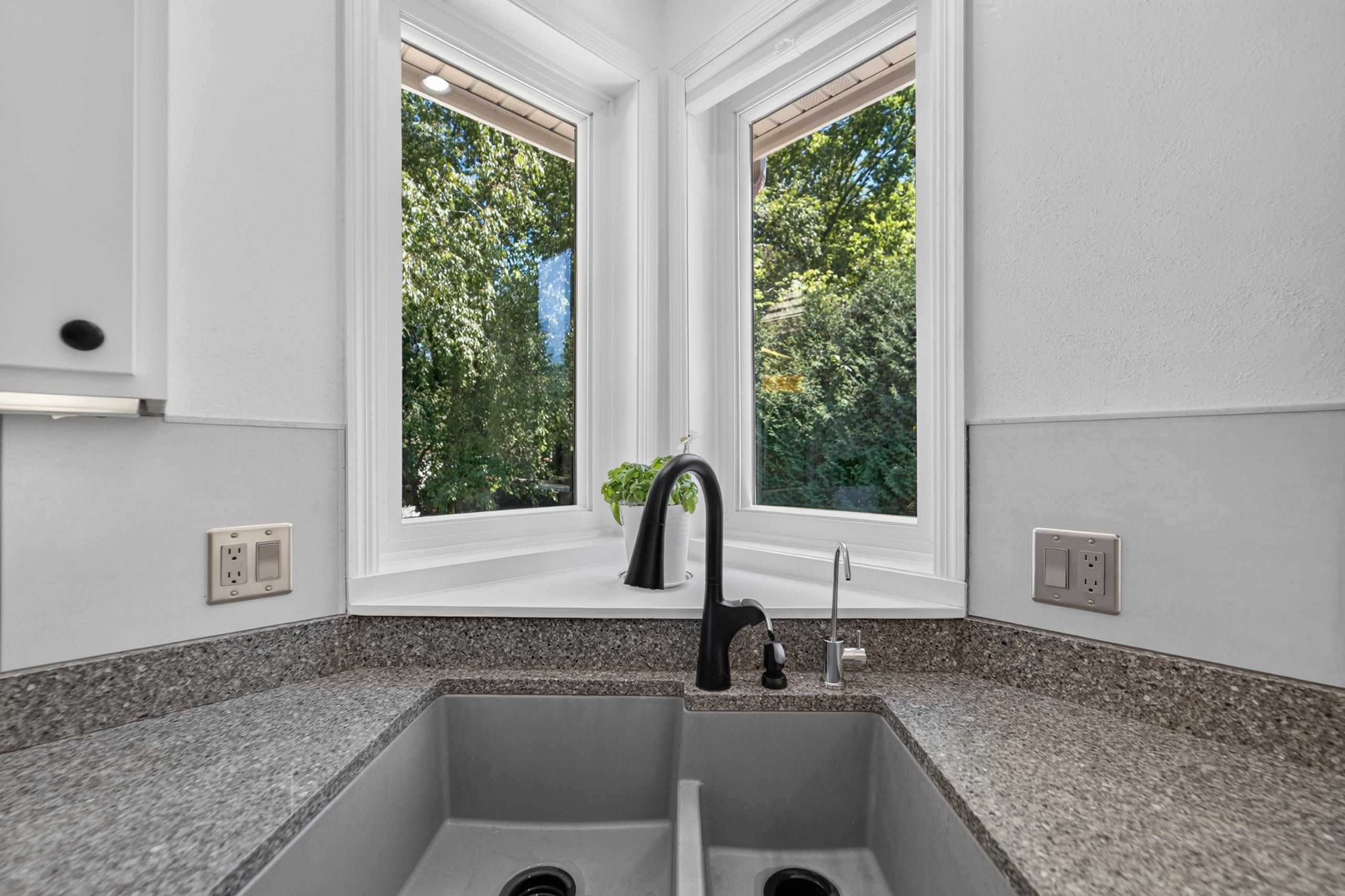 1158 Bluebird Trail