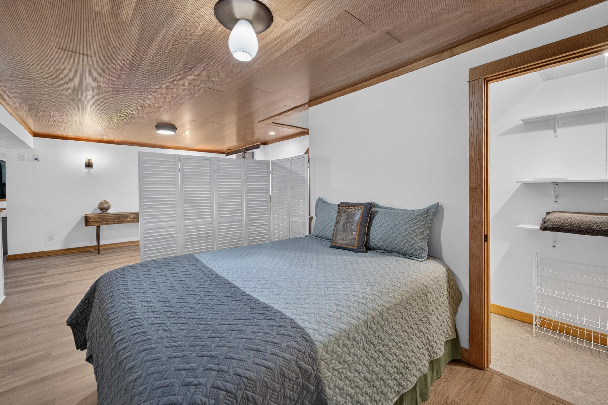 1158 Bluebird Trail