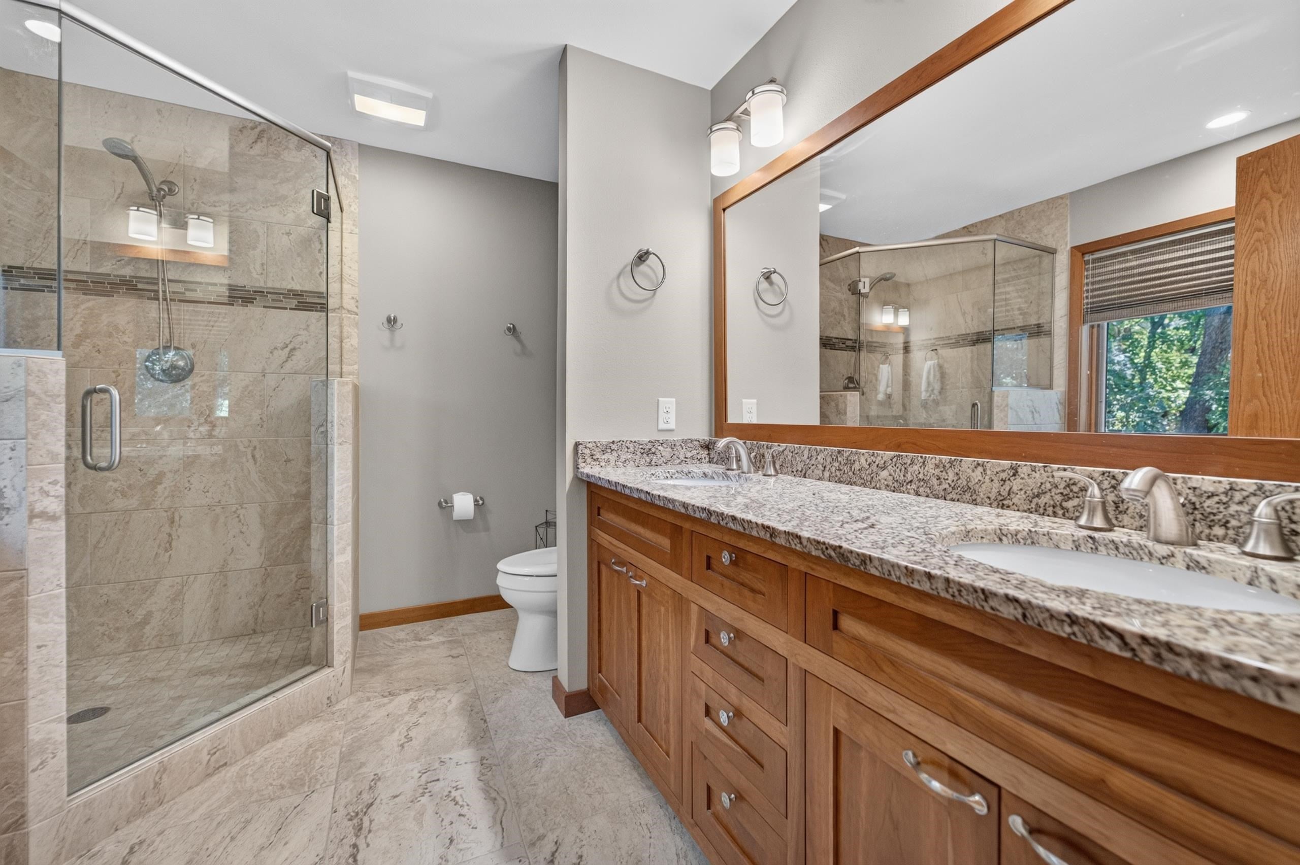 873 Peregrine Circle