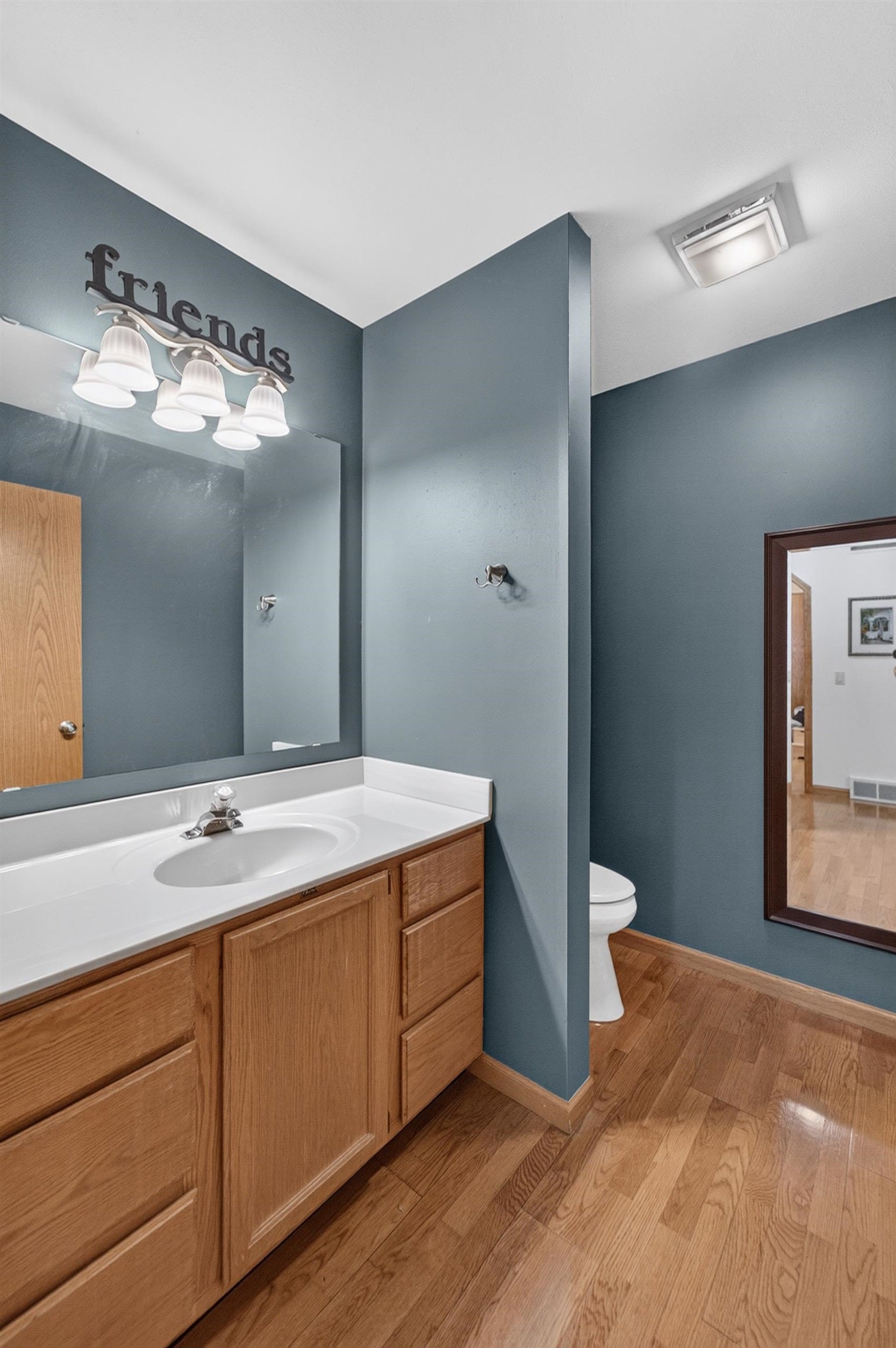 873 Peregrine Circle