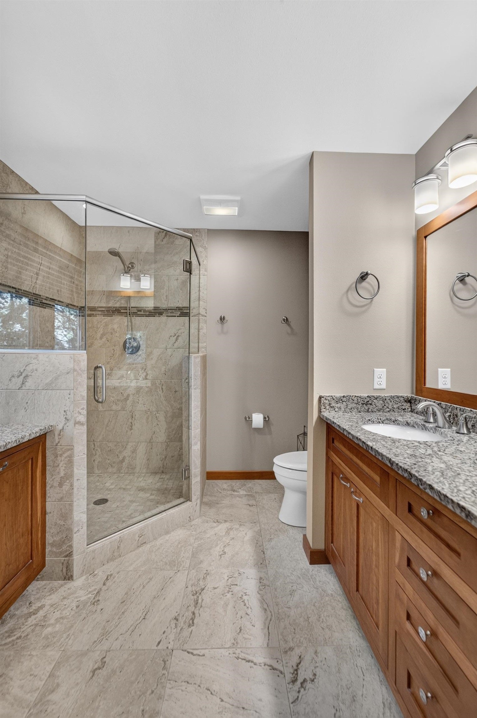 873 Peregrine Circle
