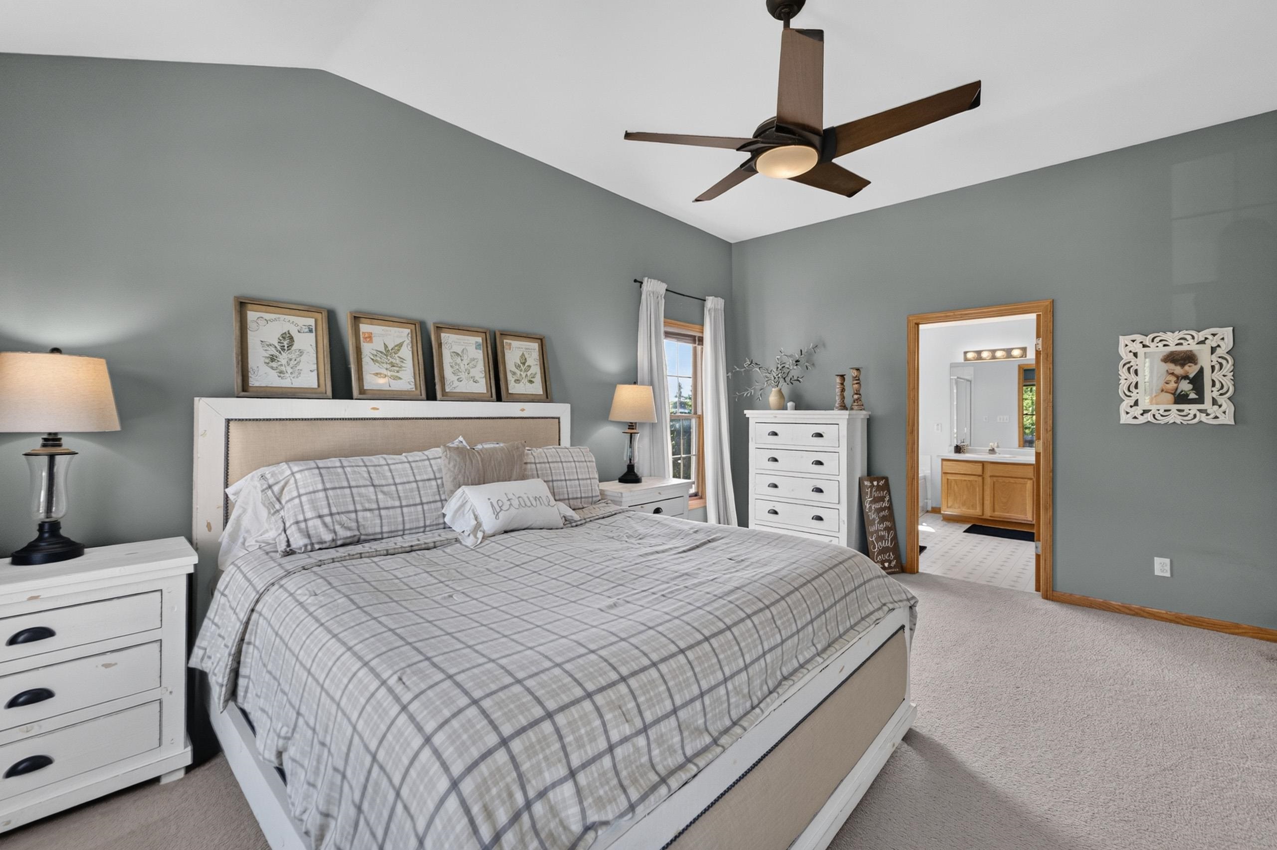 8819 W Whispering Oaks Court