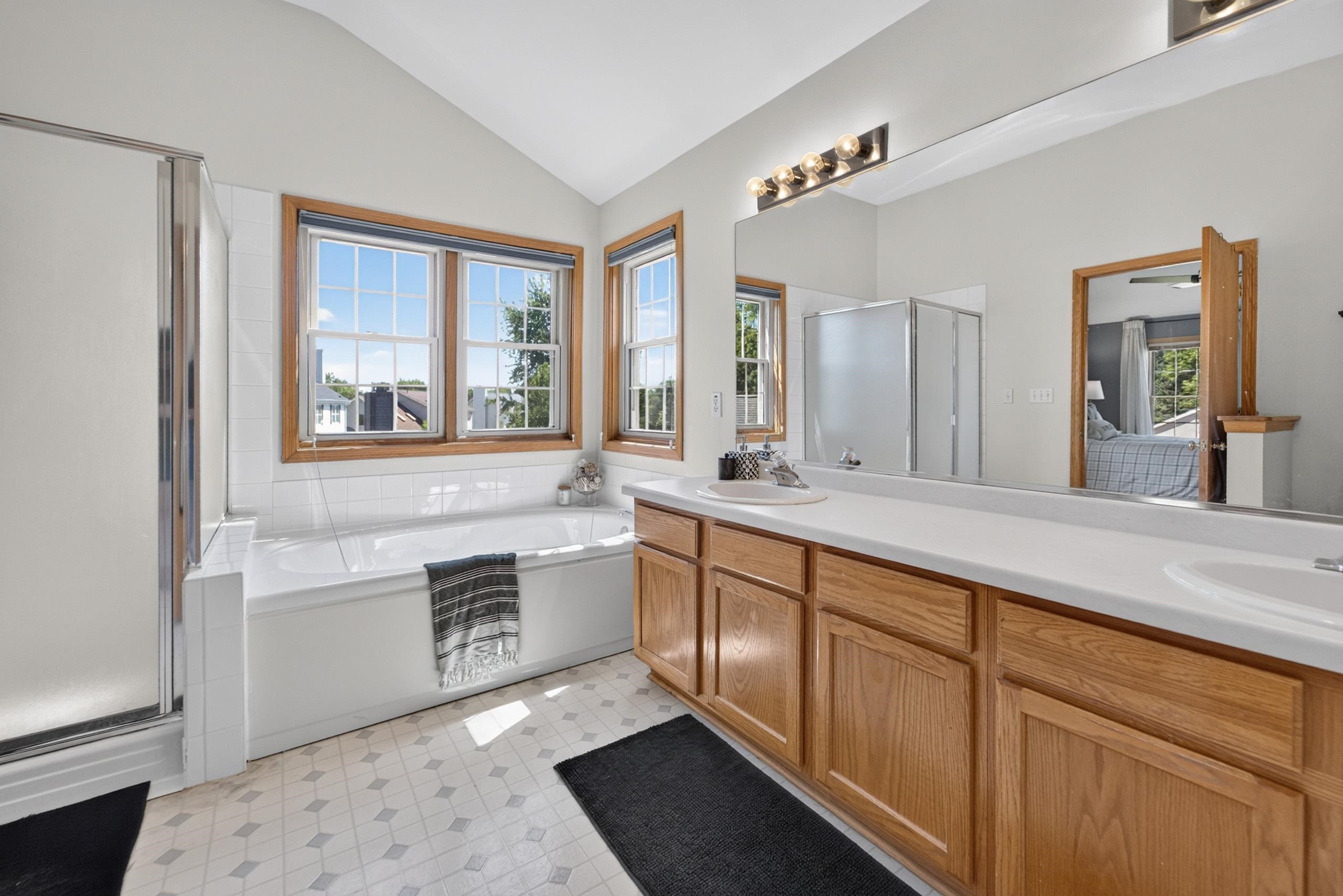 8819 W Whispering Oaks Court