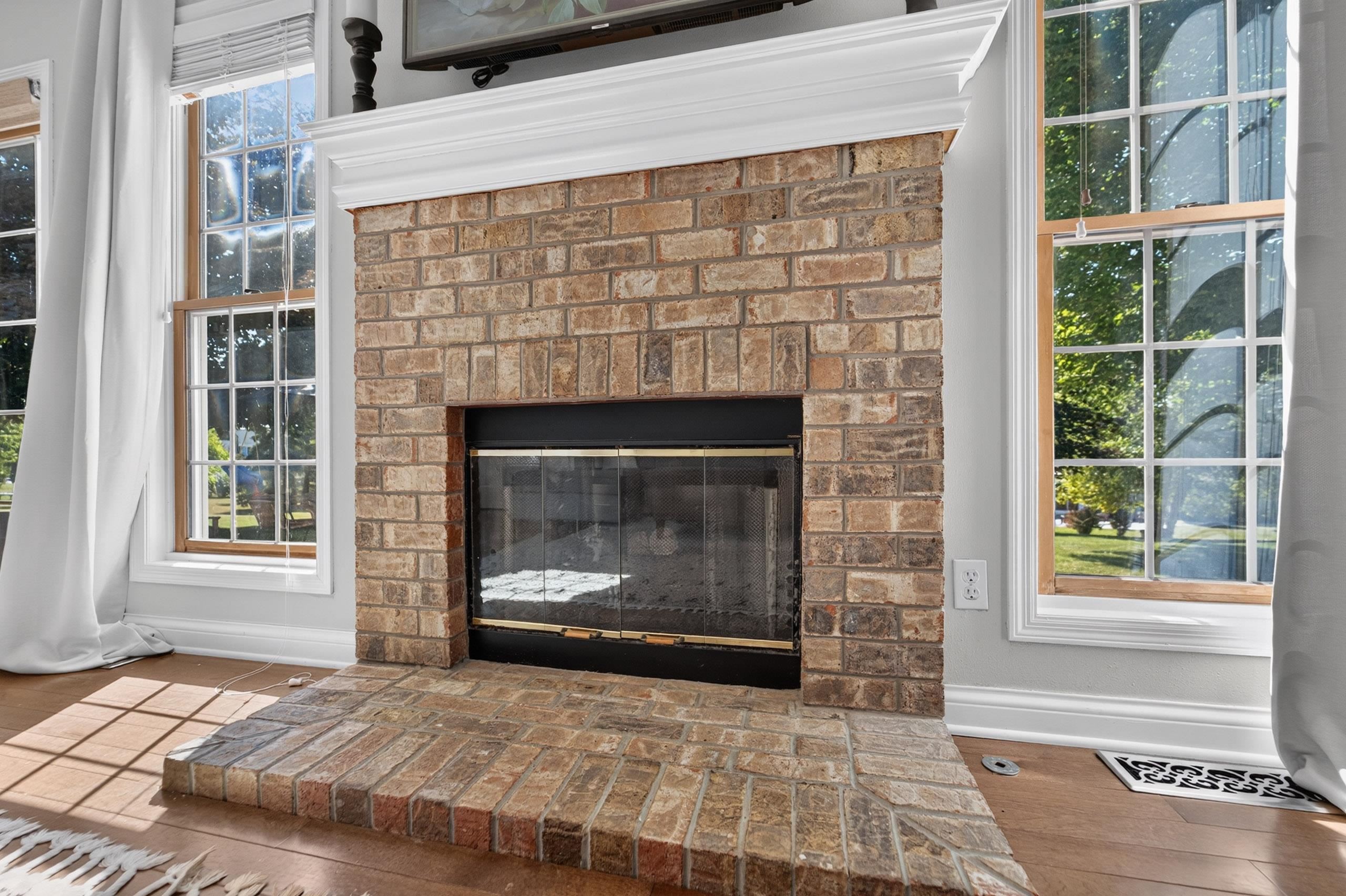 8819 W Whispering Oaks Court
