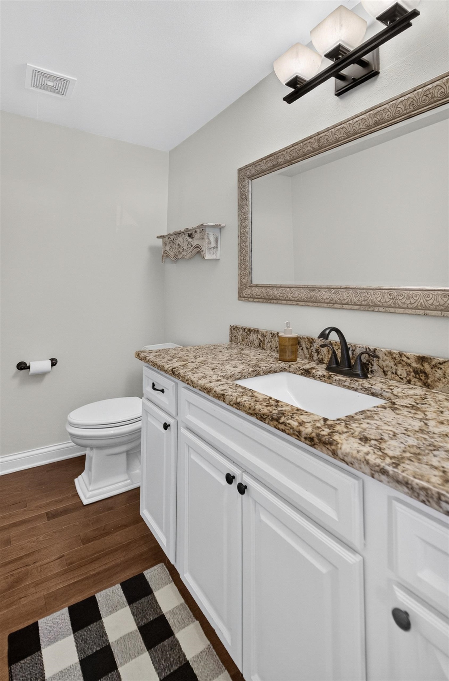 8819 W Whispering Oaks Court