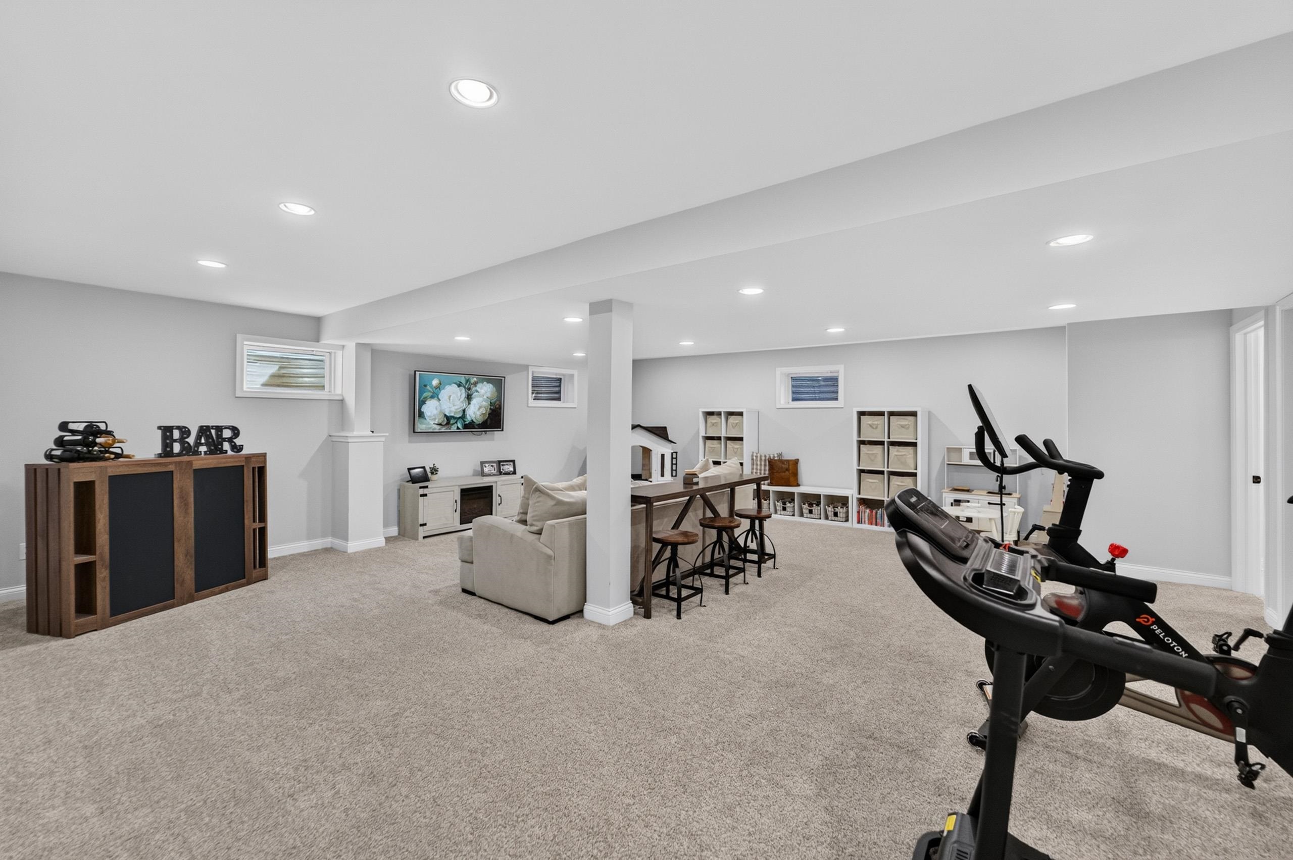 8819 W Whispering Oaks Court