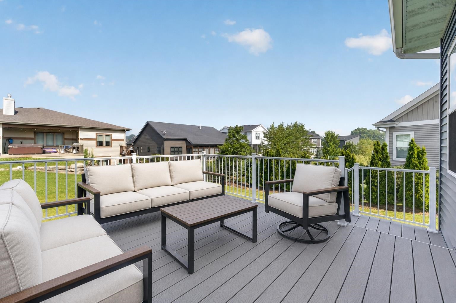 2607 Bobs Drive
