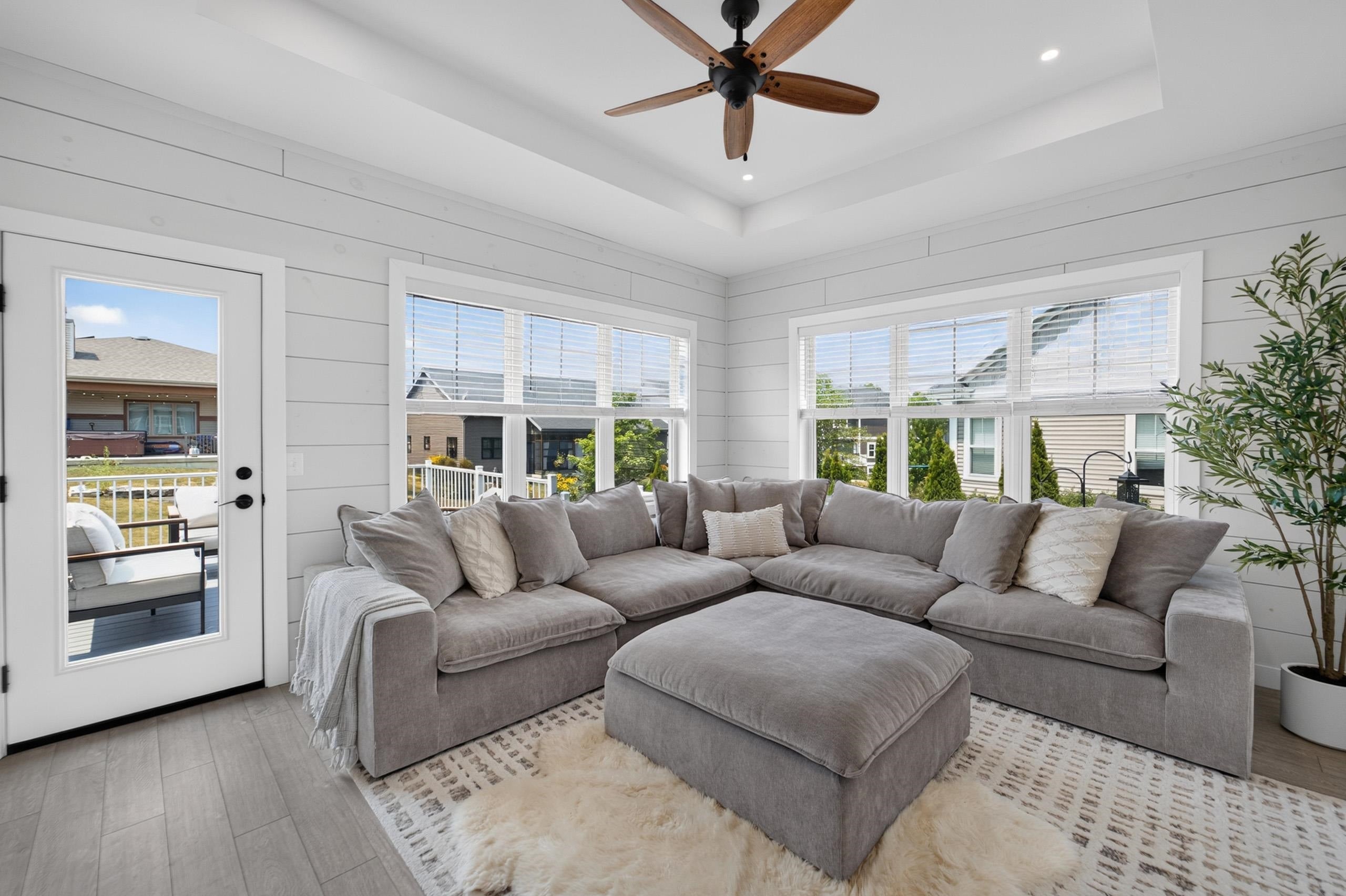 2607 Bobs Drive