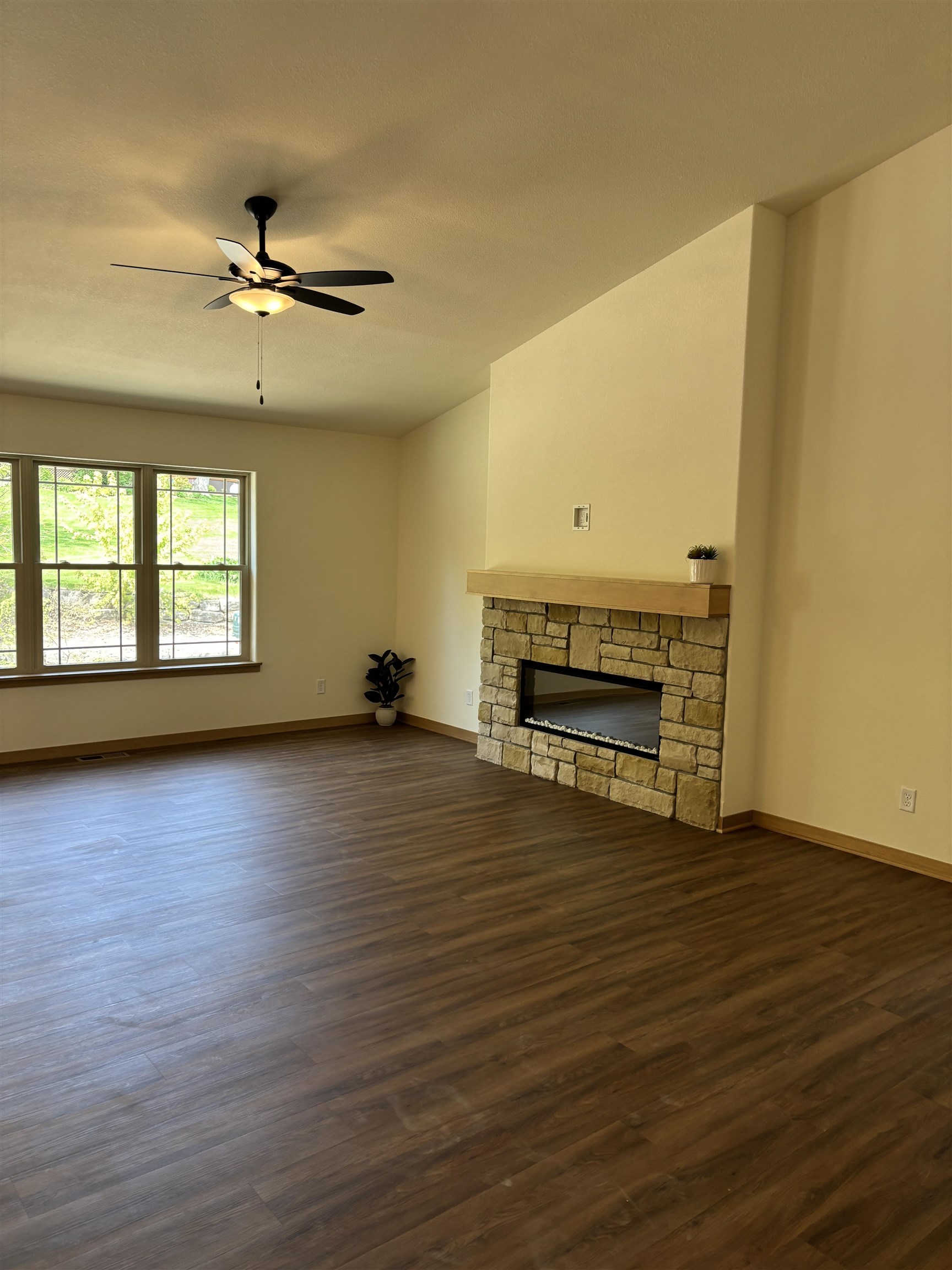 3 Savannah Parkway