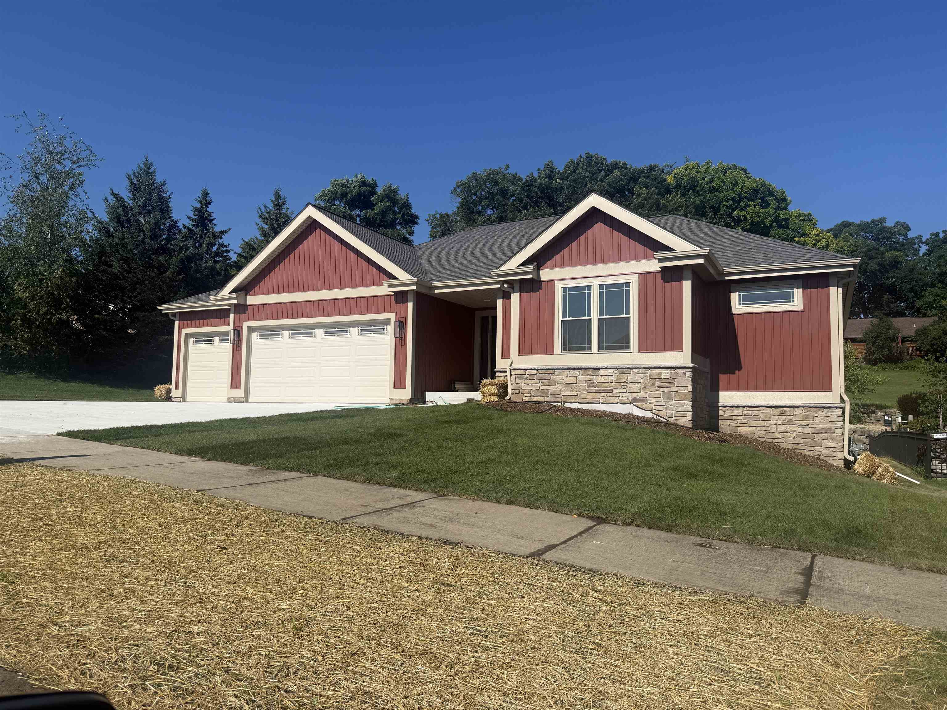 3 Savannah Parkway