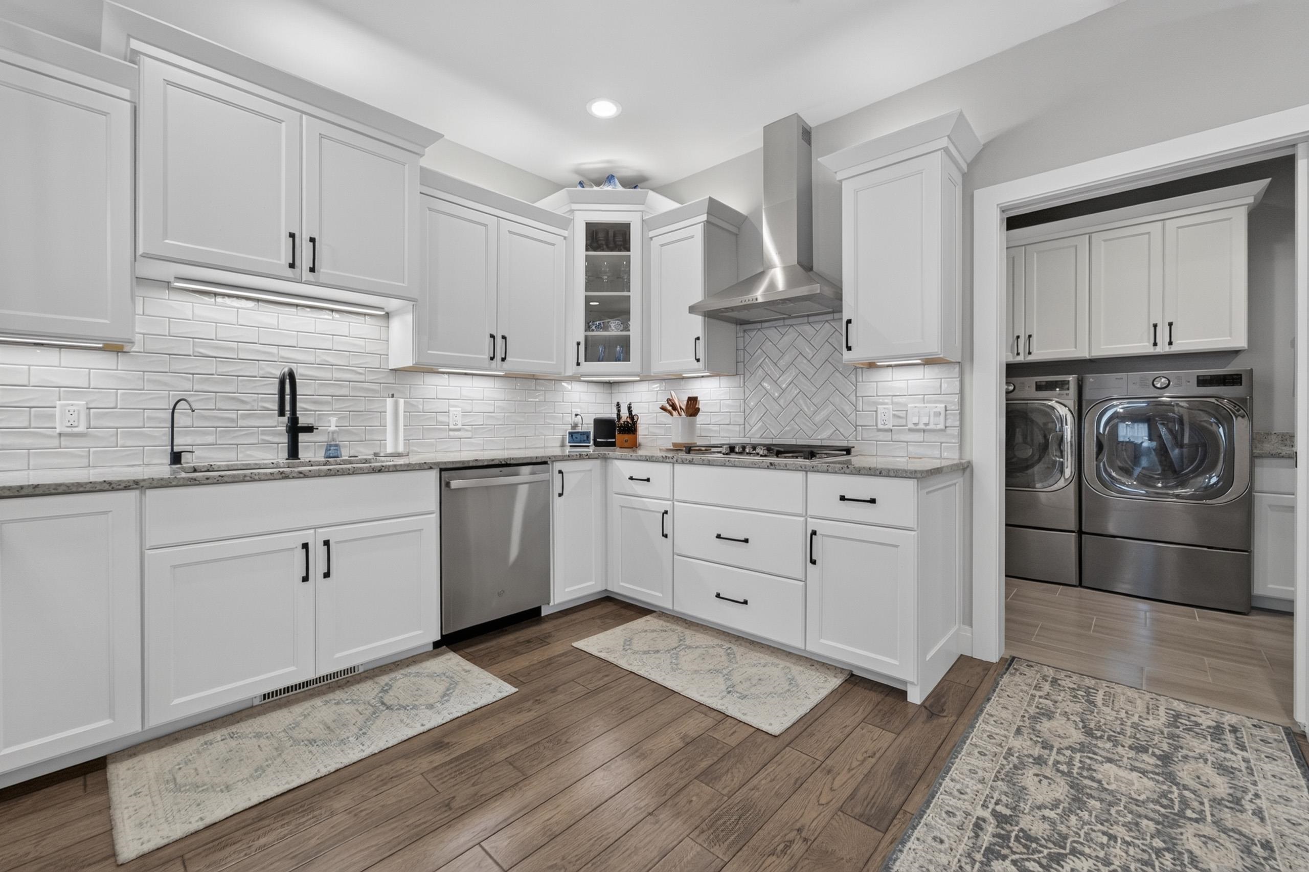 6727 Bellflower Pointe Drive