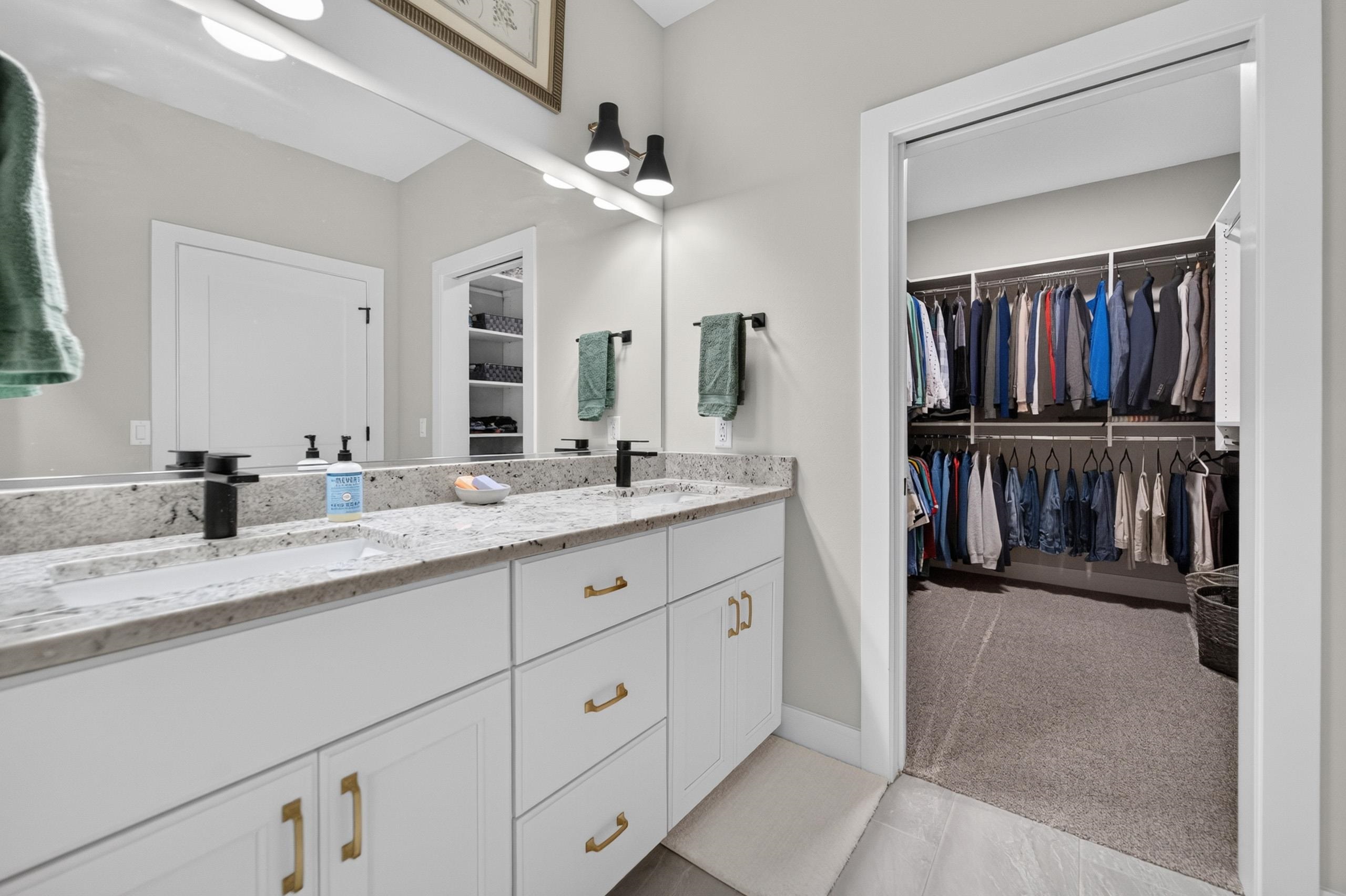 6727 Bellflower Pointe Drive
