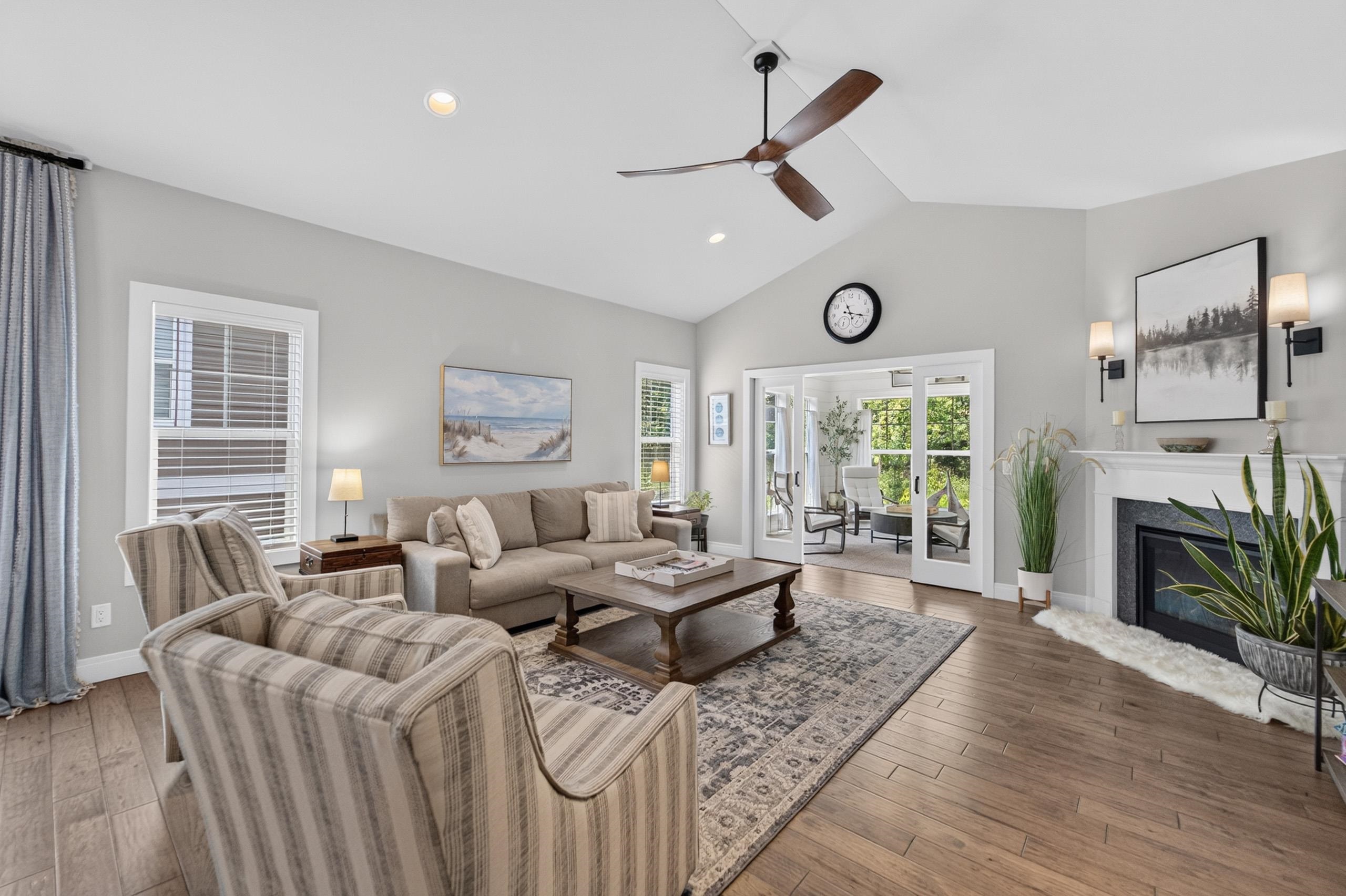 6727 Bellflower Pointe Drive
