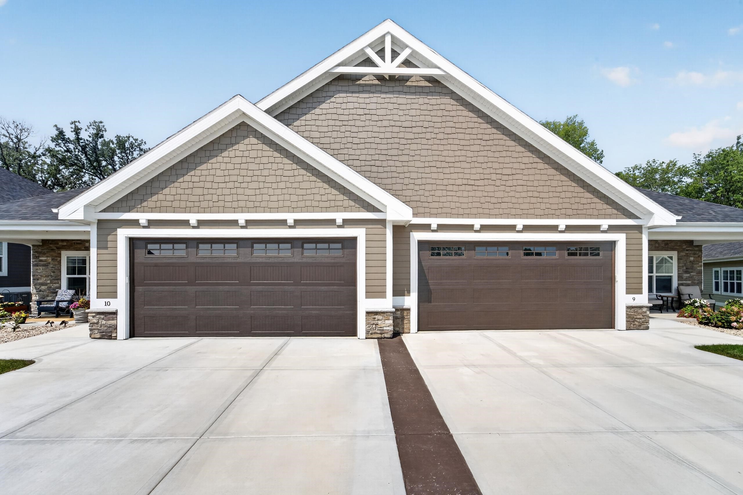 6727 Bellflower Pointe Drive