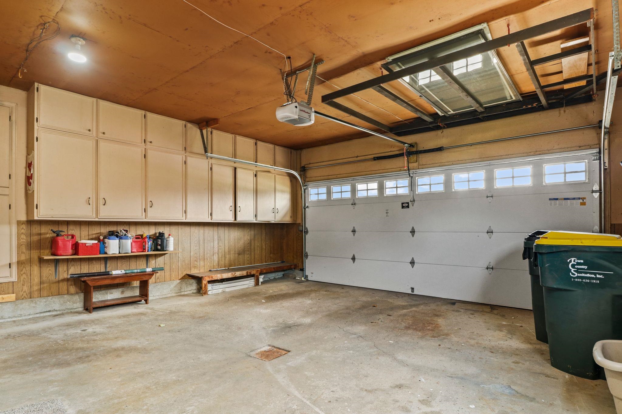 2521 Martin Street