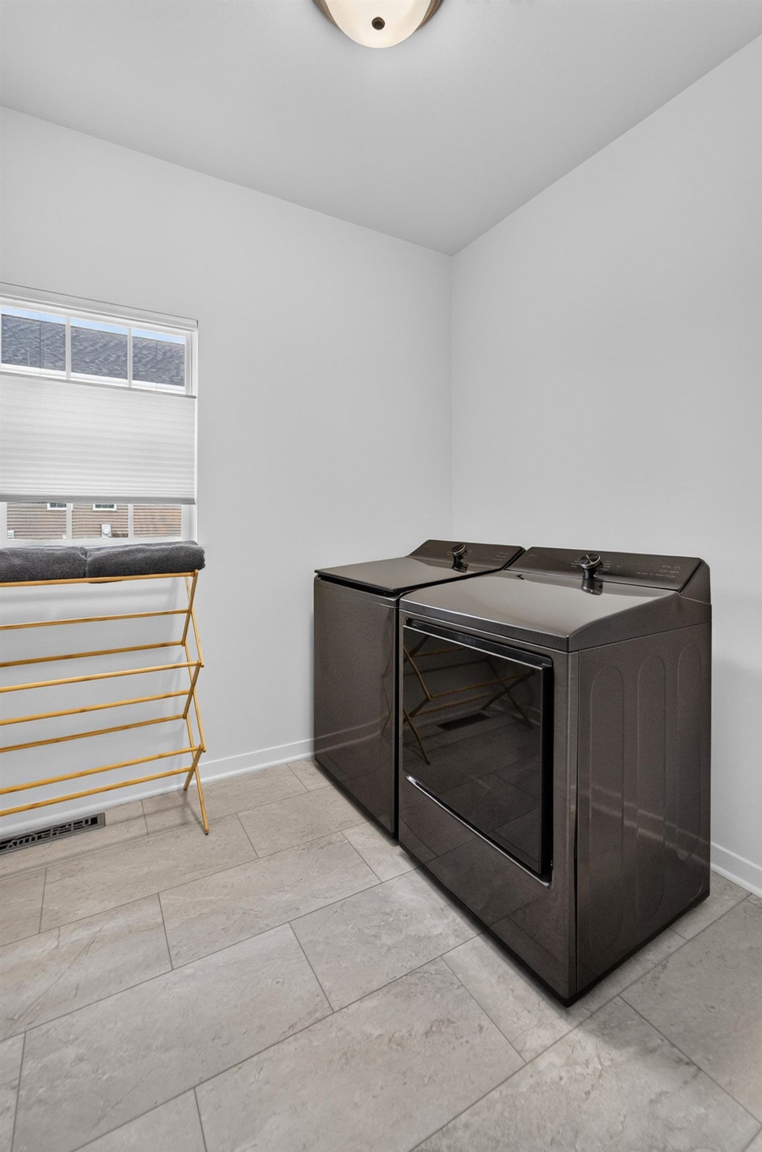 6977 Spotted Sandpiper Street 3