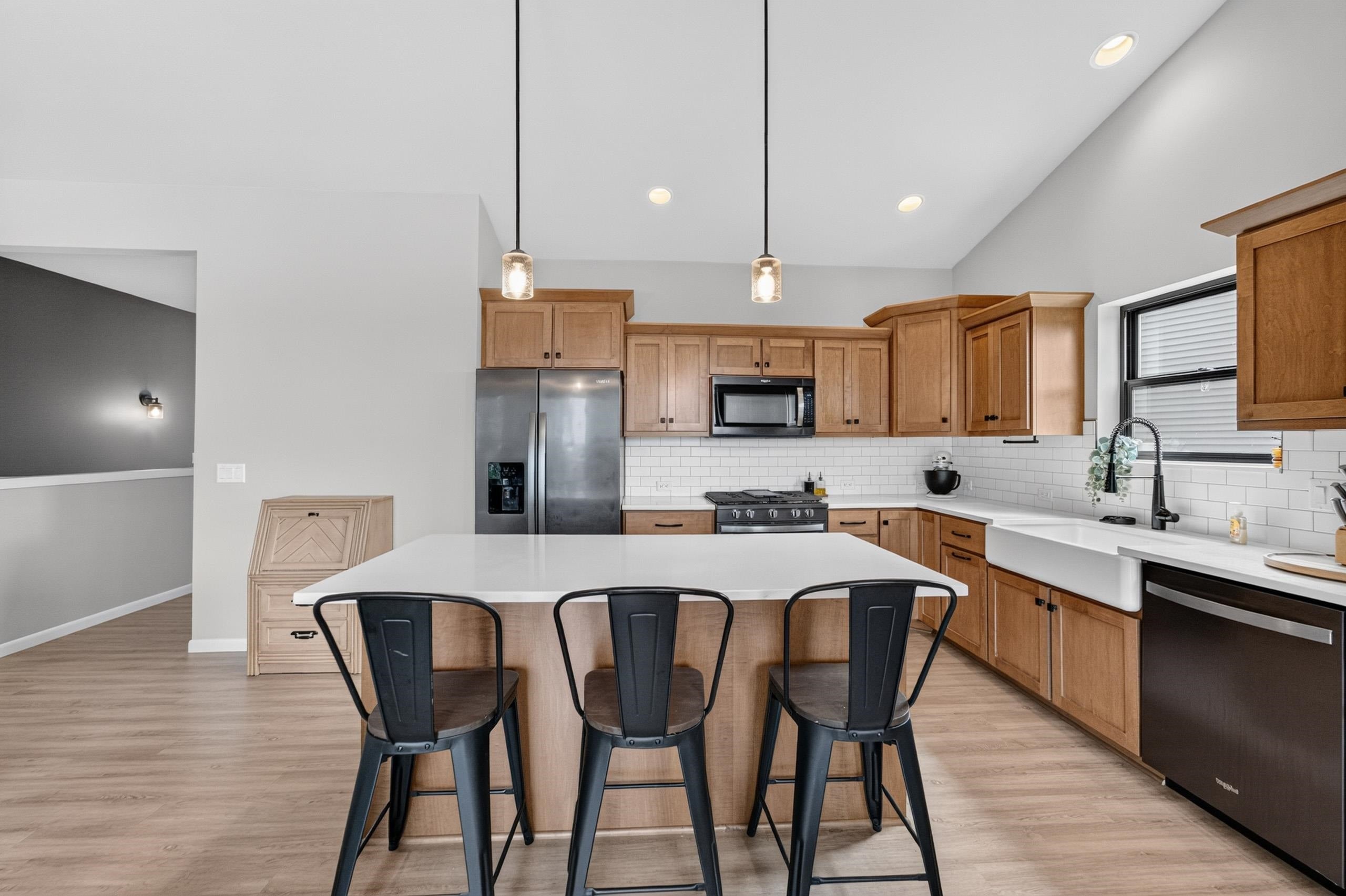 1280 Twisted Branch Way