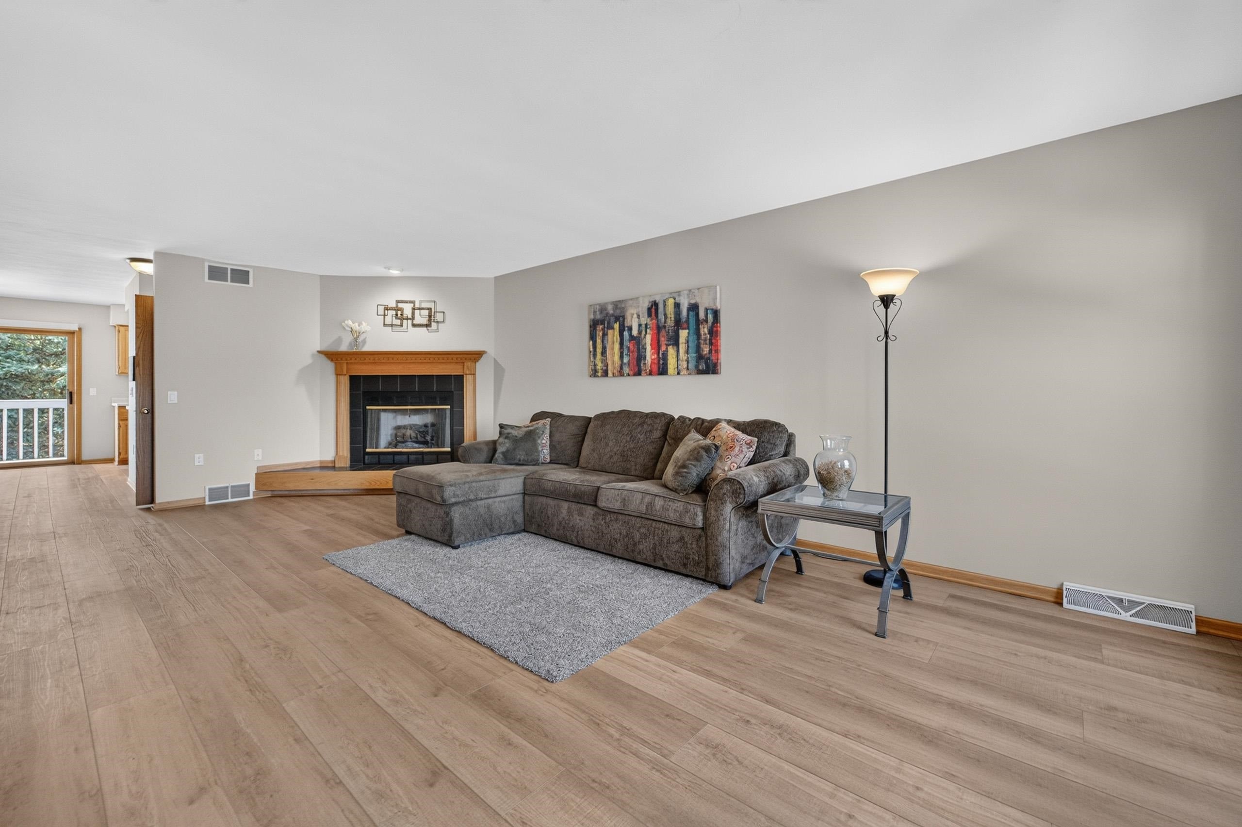3222 Dorchester Way