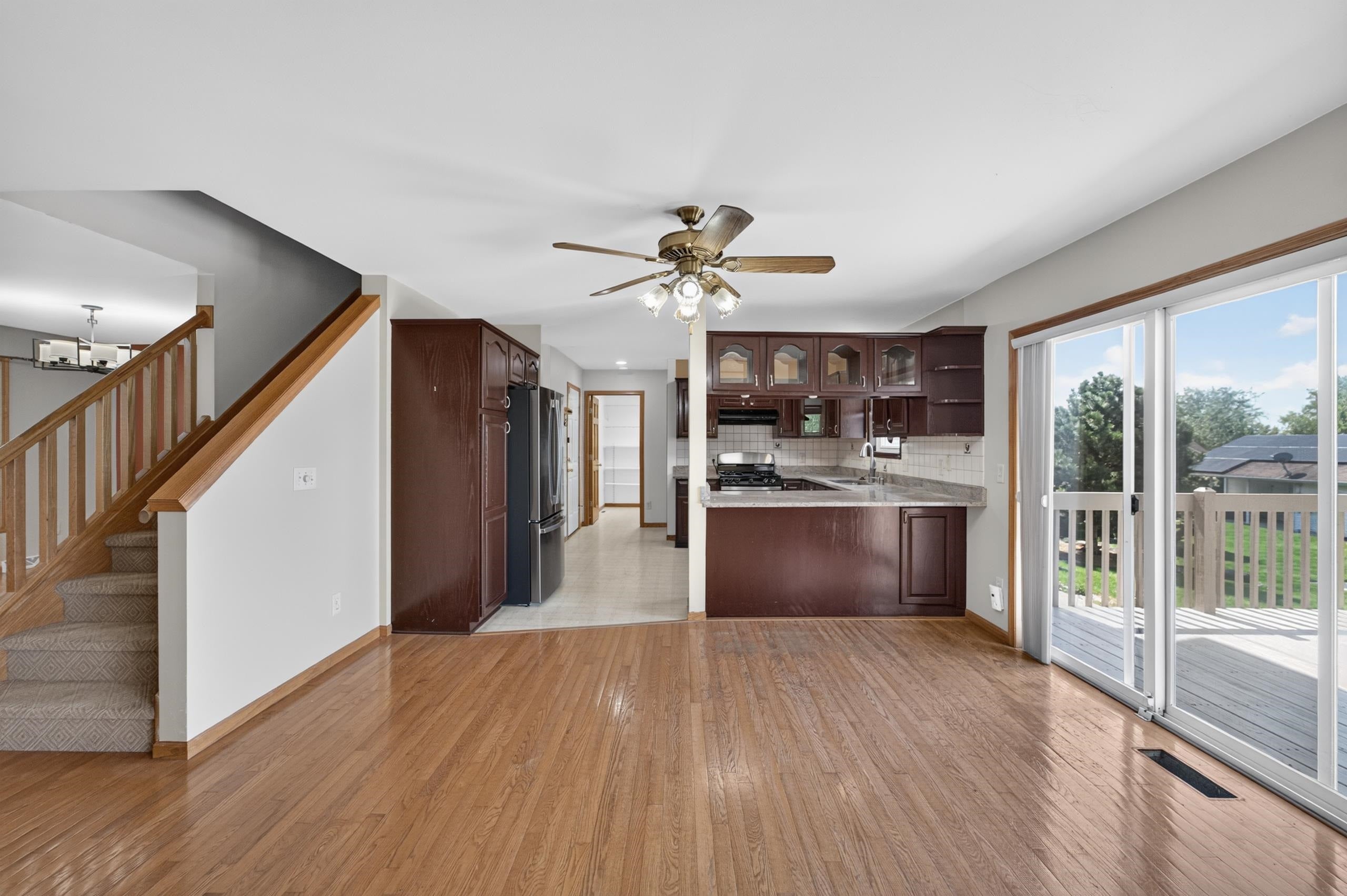 914 Eagle Crest Drive