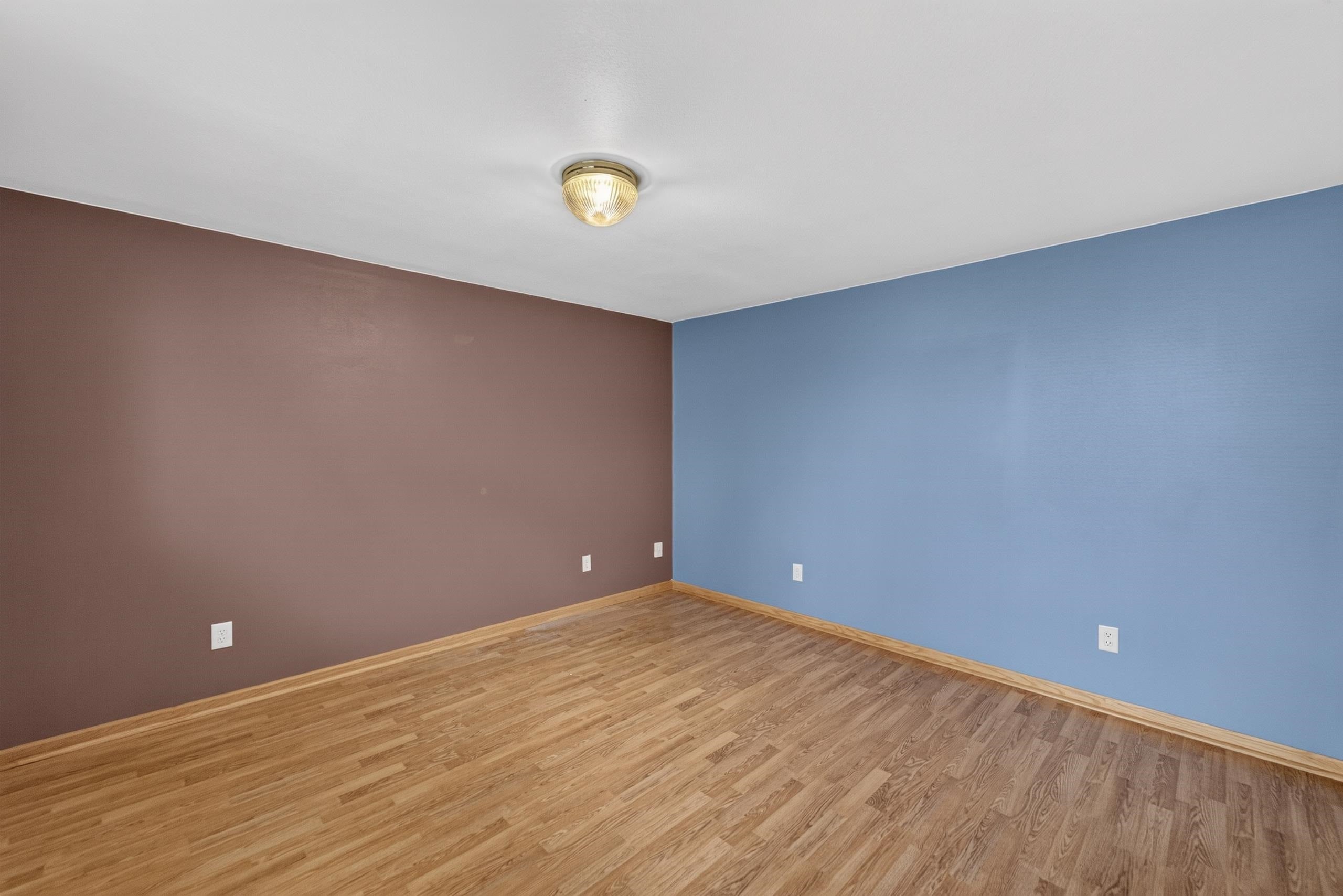 914 Eagle Crest Drive