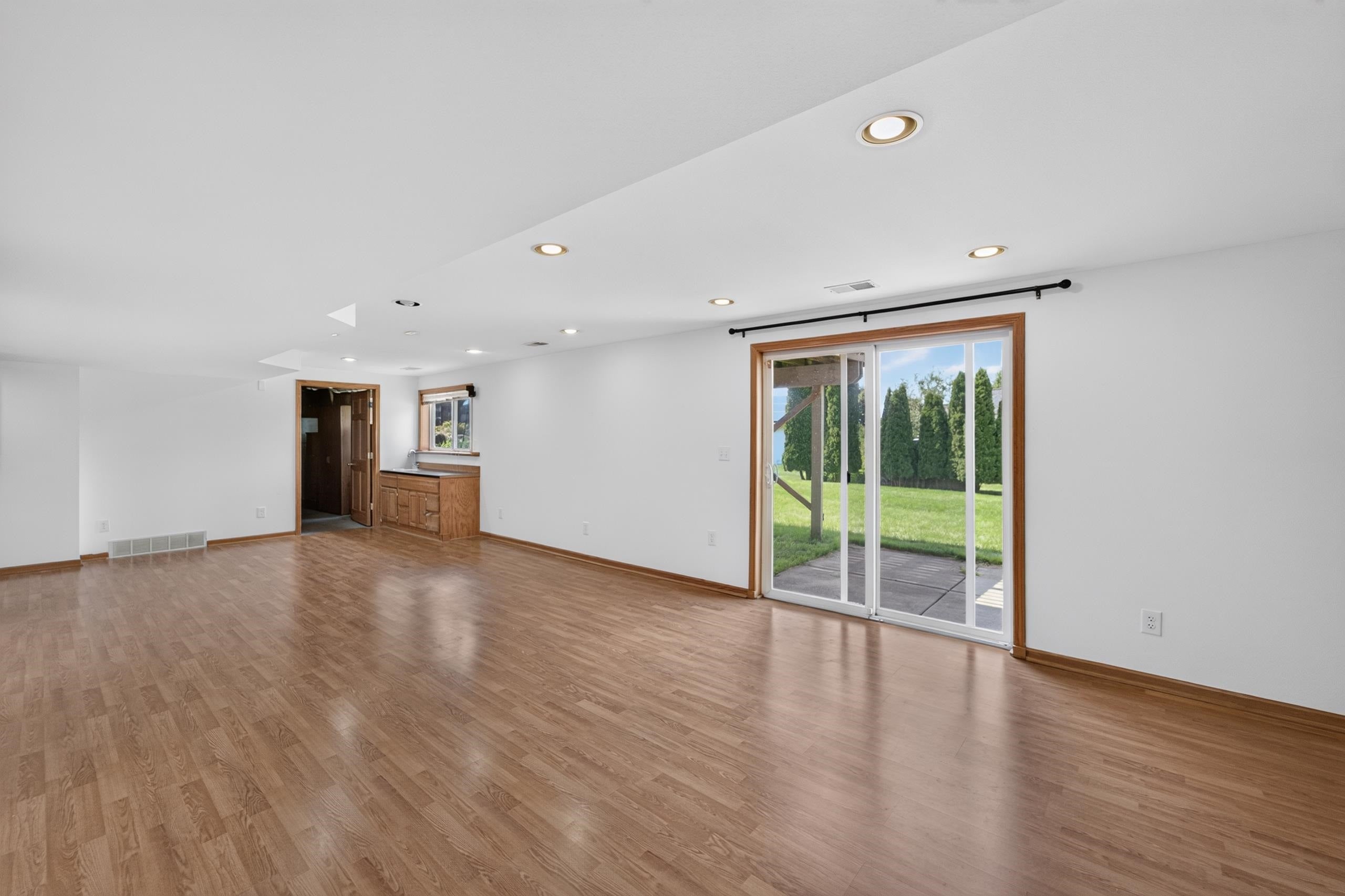 914 Eagle Crest Drive