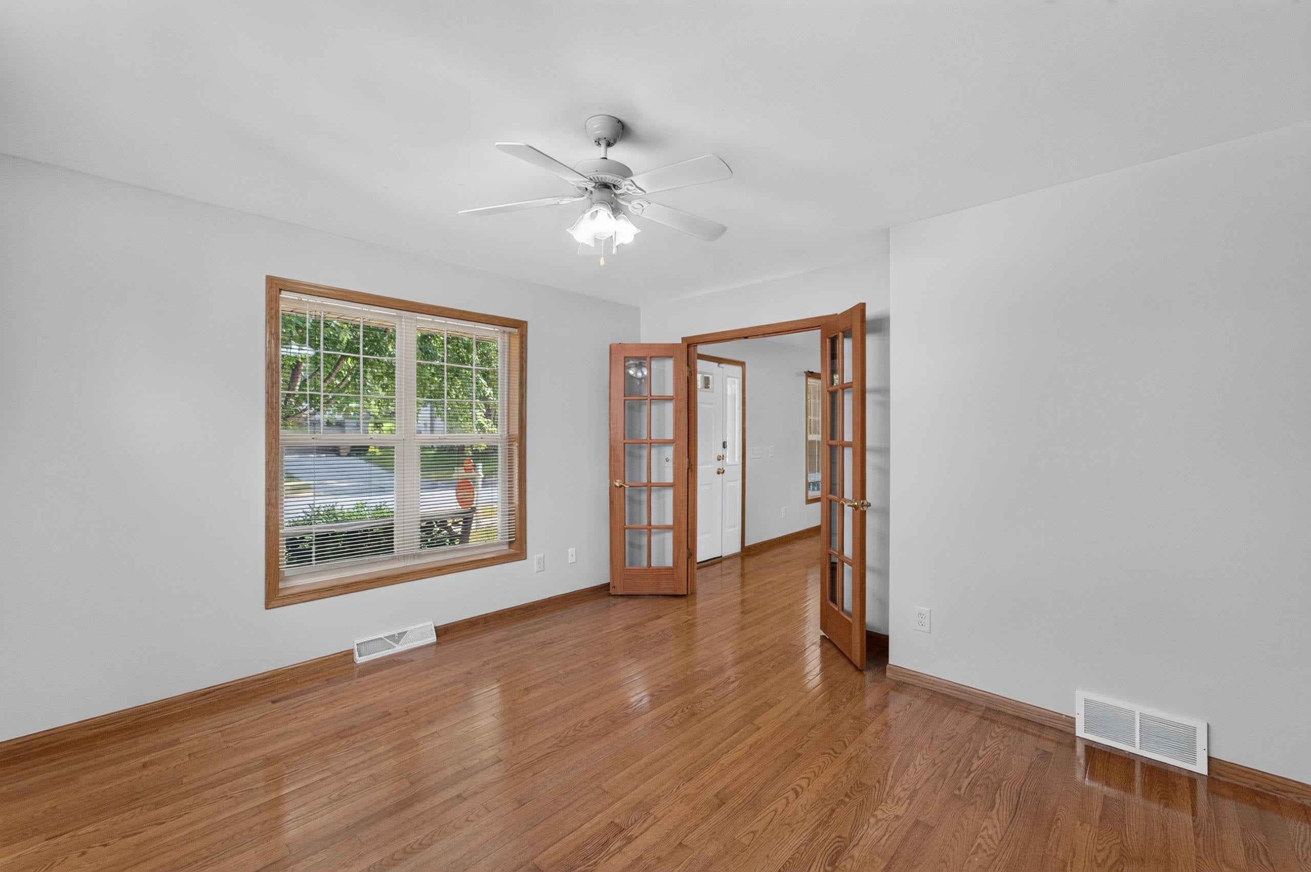 914 Eagle Crest Drive