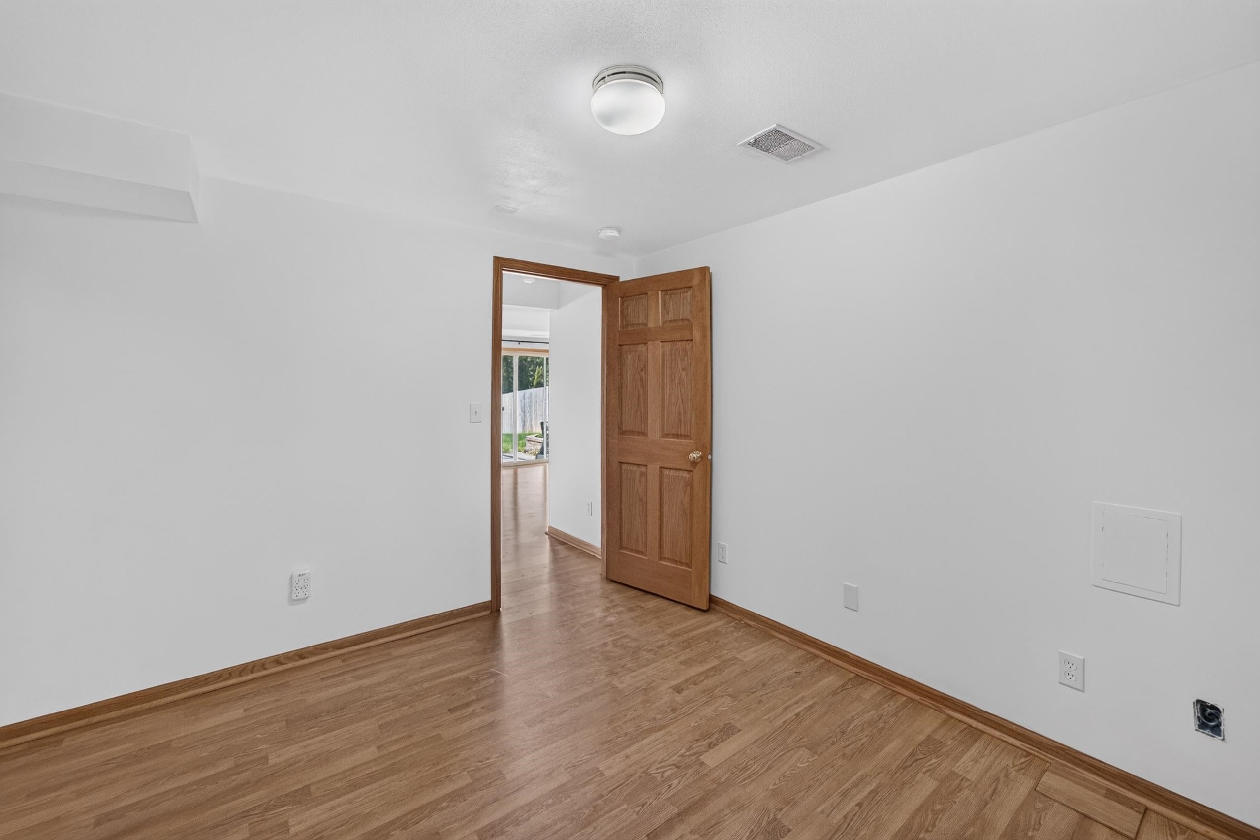 914 Eagle Crest Drive