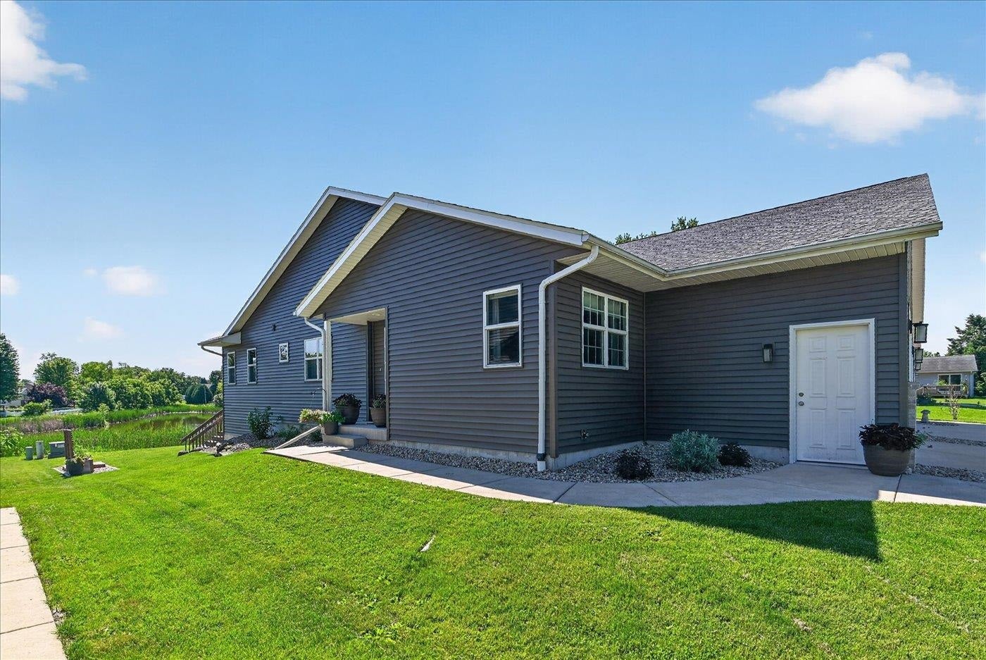 746 Thompson Drive