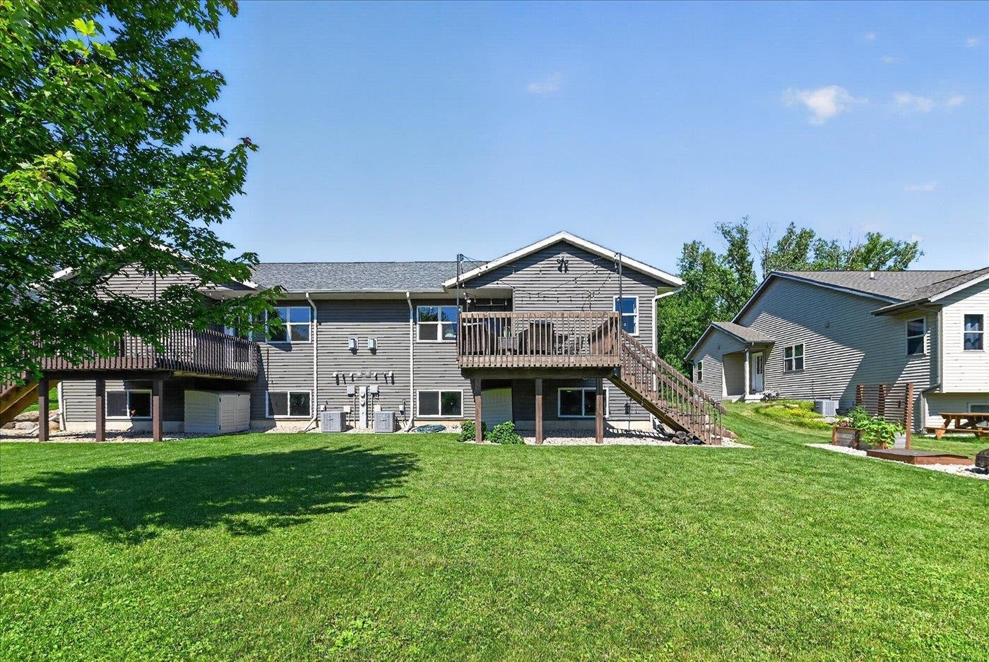 746 Thompson Drive