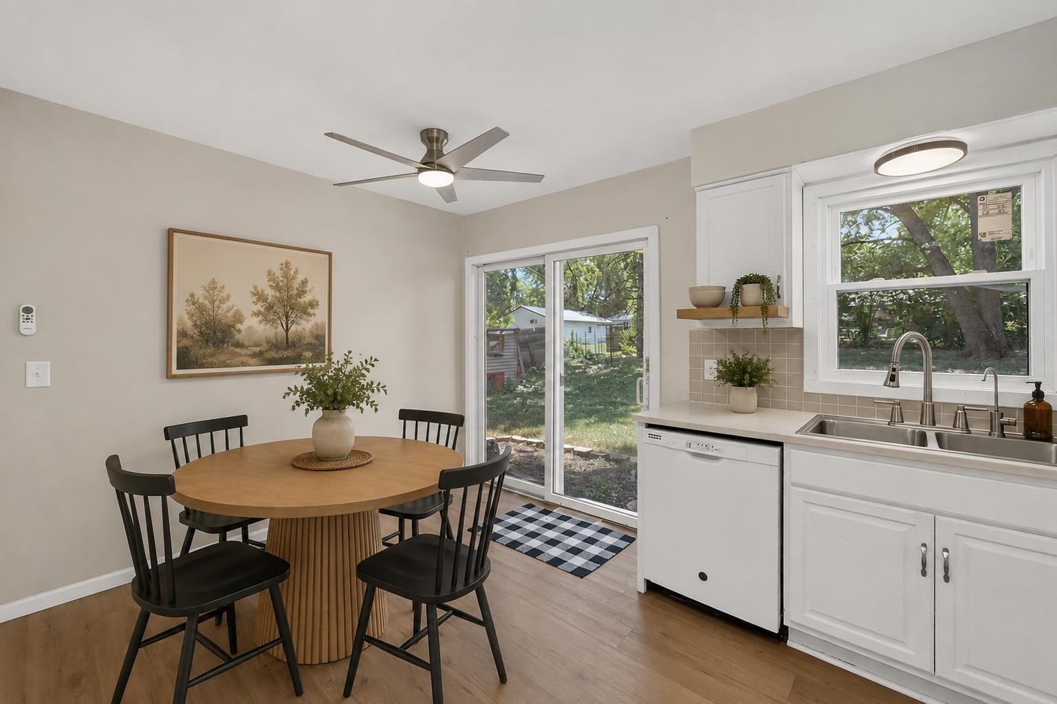 1121 Debra Lane
