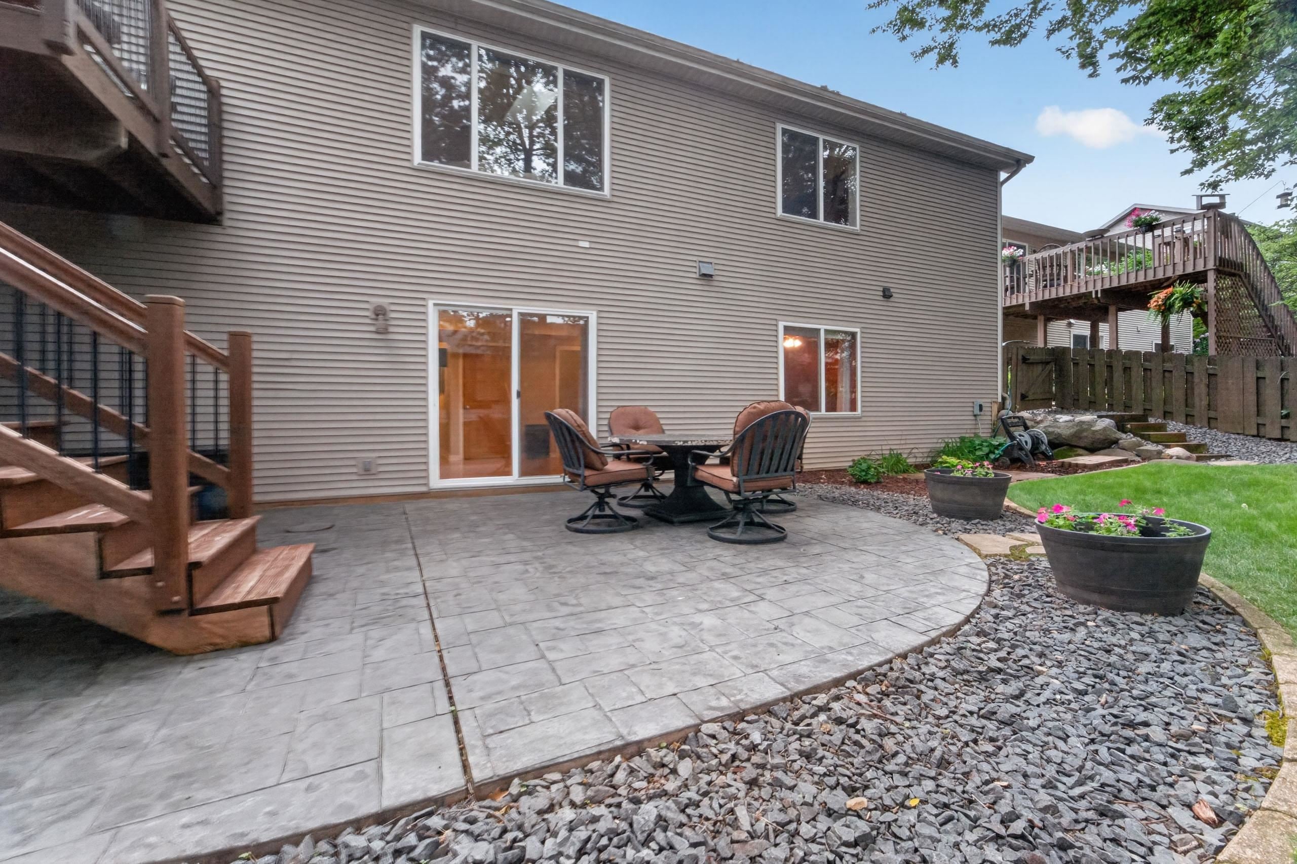 3442 Dorchester Way