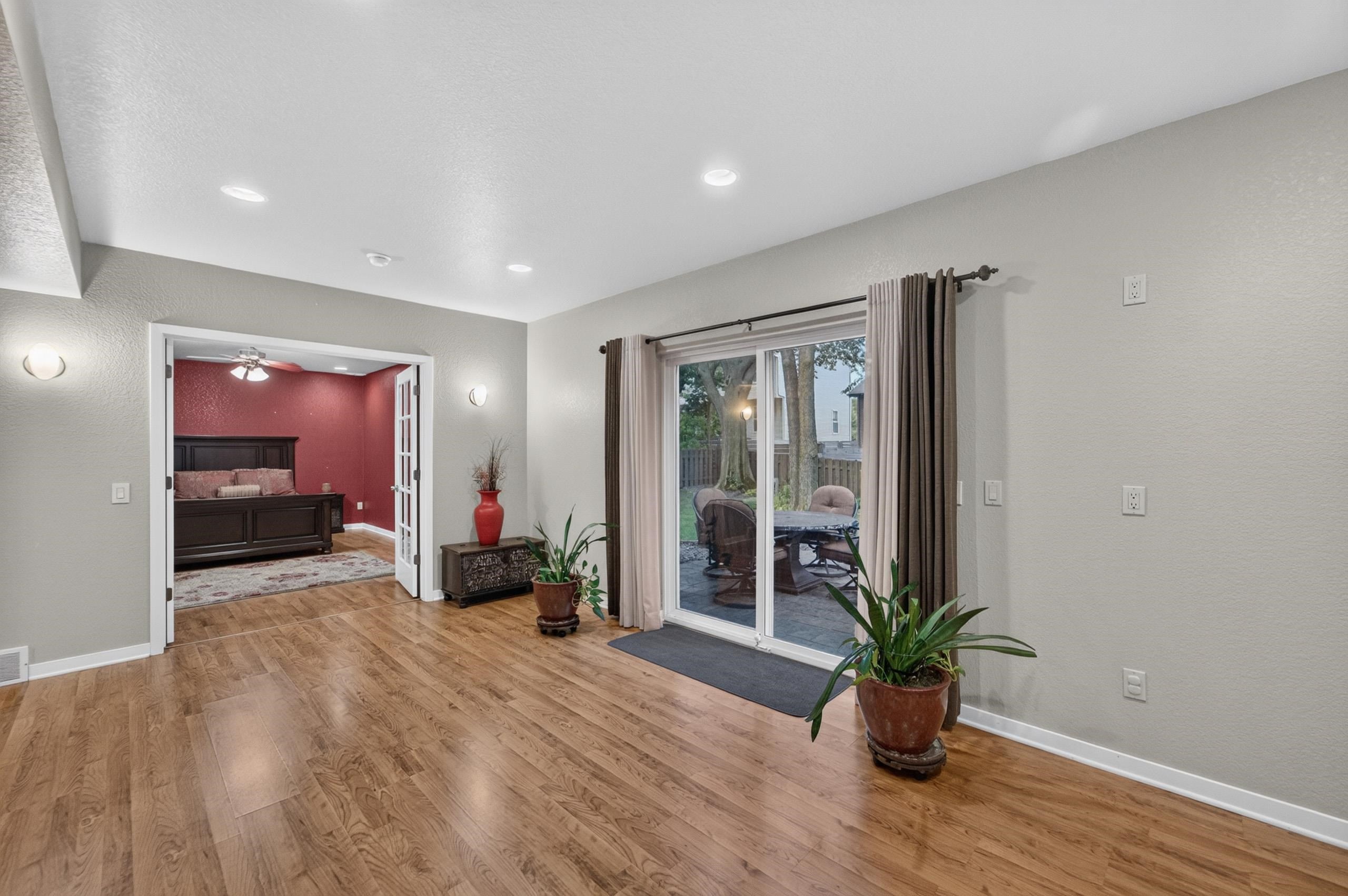3442 Dorchester Way