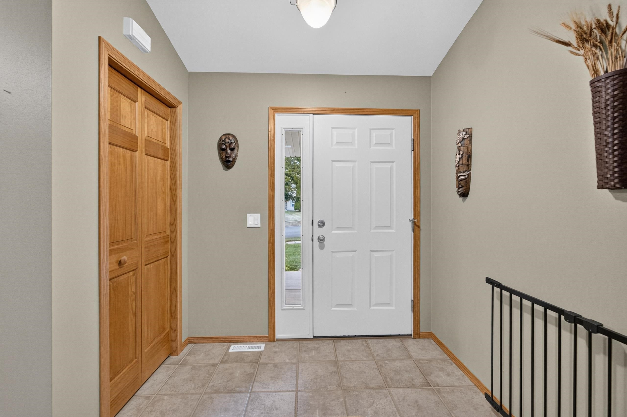 3442 Dorchester Way