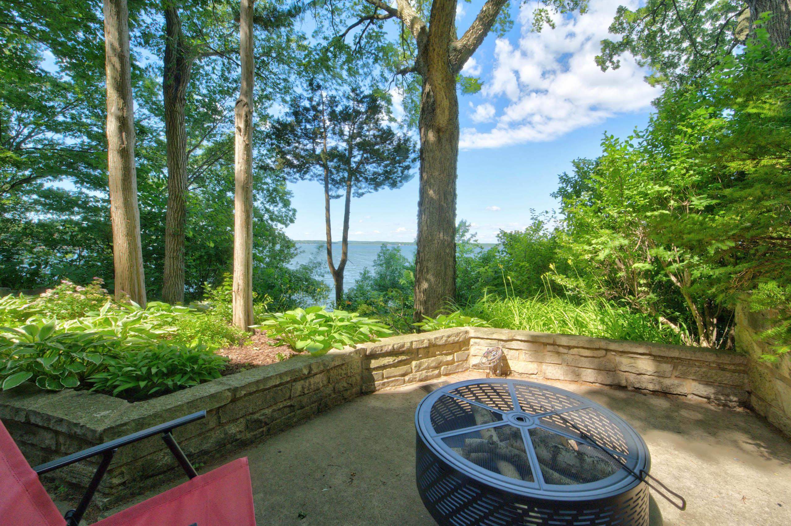 6126 Overlook Drive